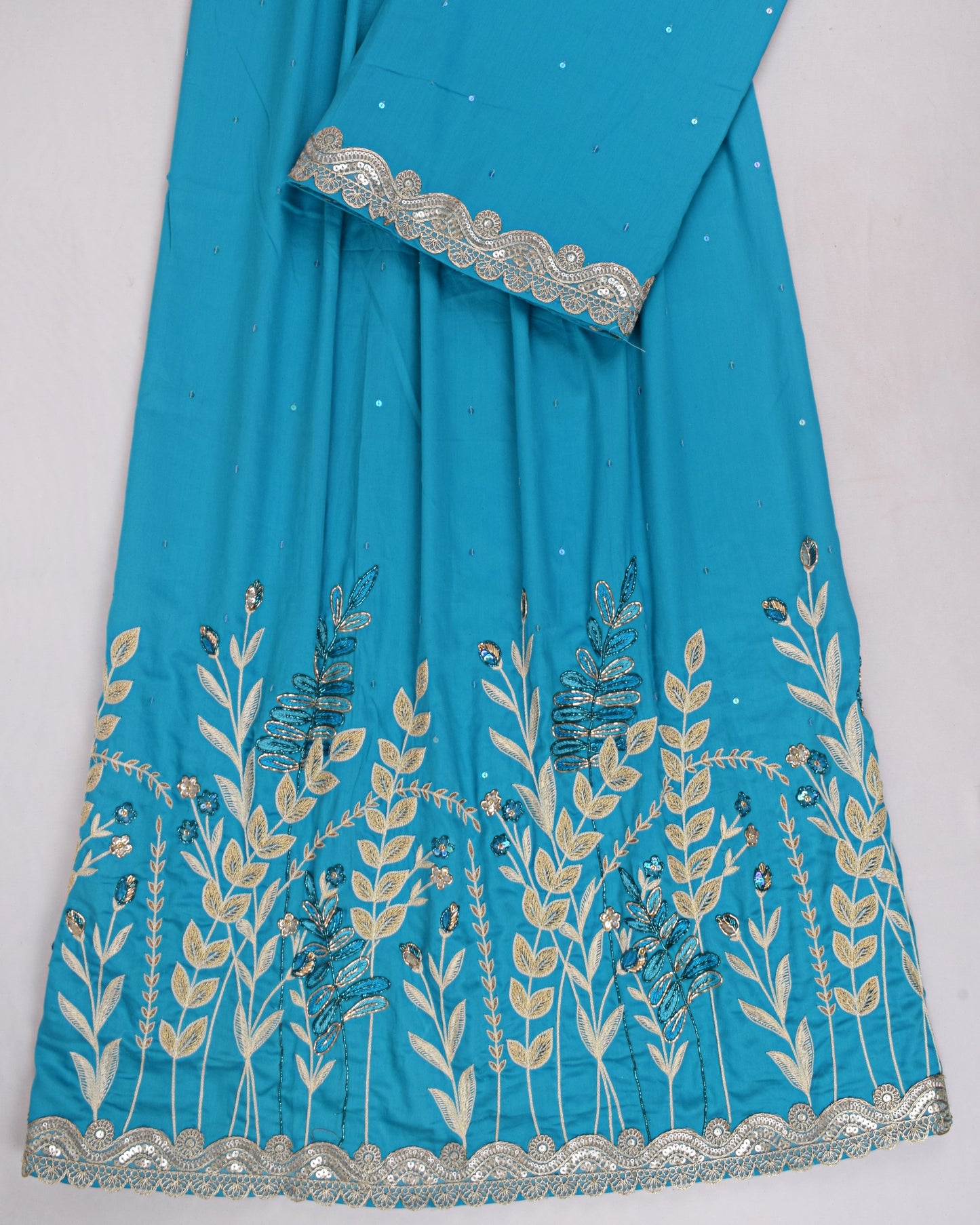 Turquoise Blue Rida With All Over Aari Work & Heavy Lace