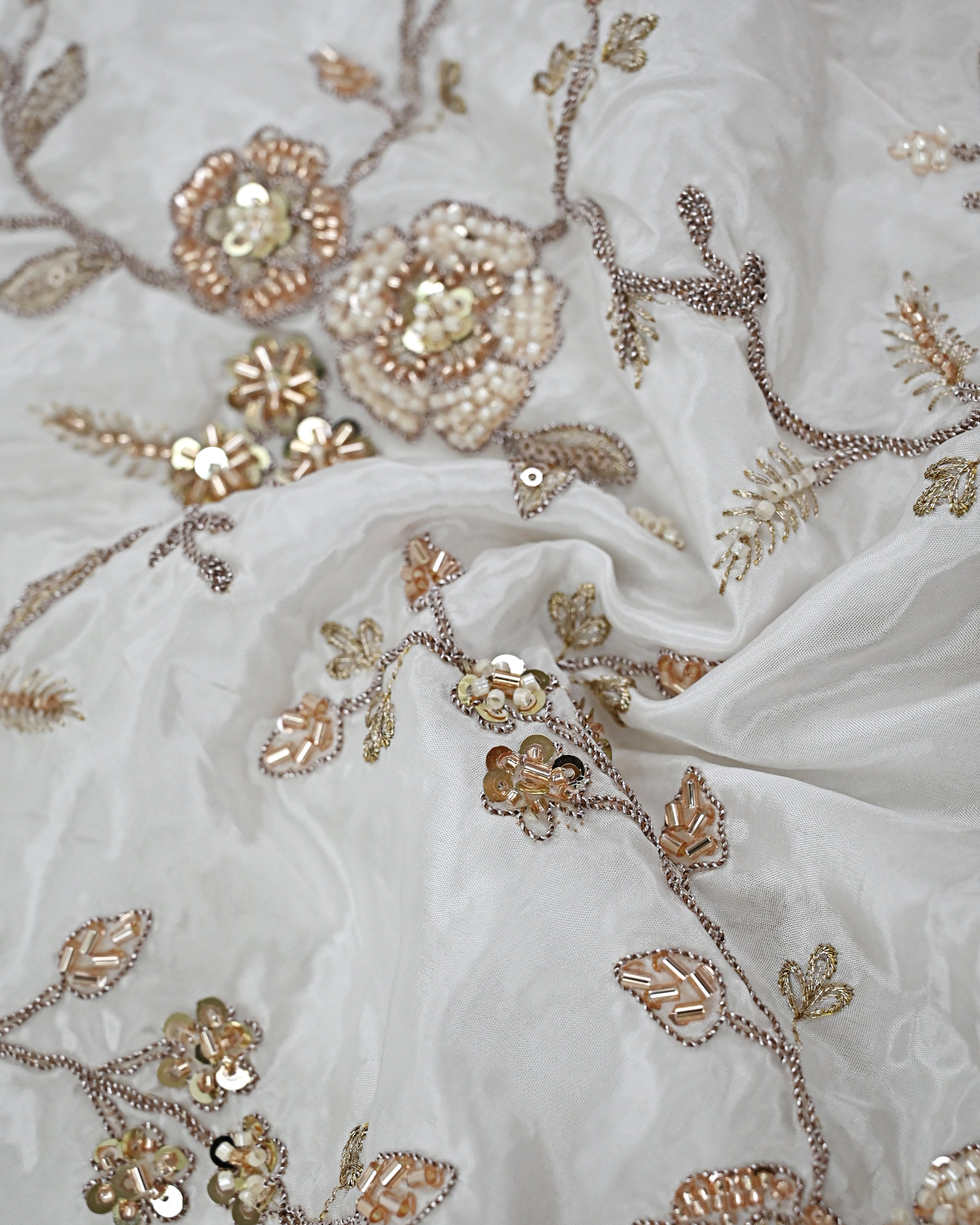 White Heavy Look Material Rida With Heavy Look Lace-5500/-