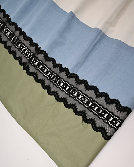 Off White Rida With Blue & Green Panel & Black Lace