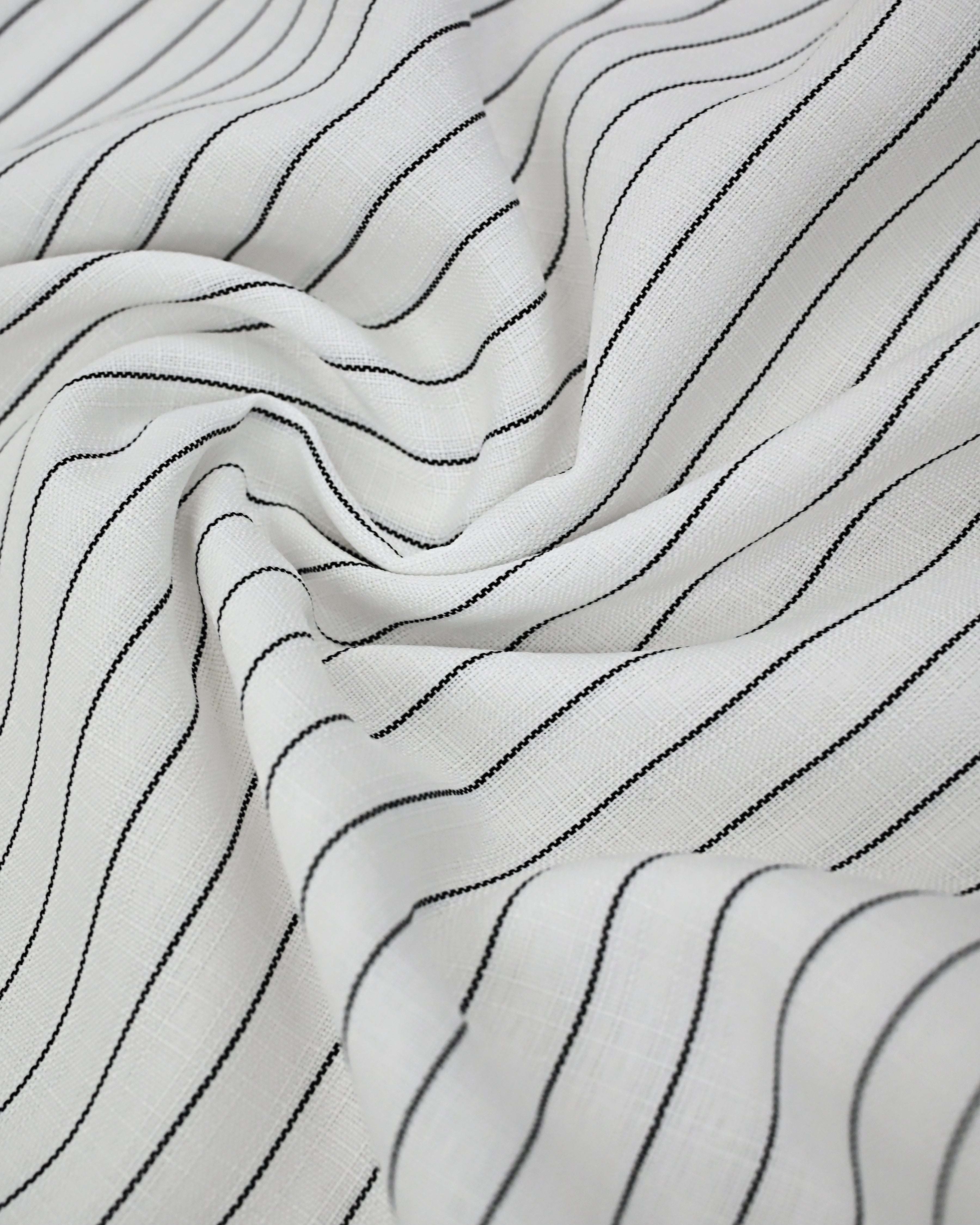 White Base Black Lining Ohbat Rida With Smart Chevron Patti