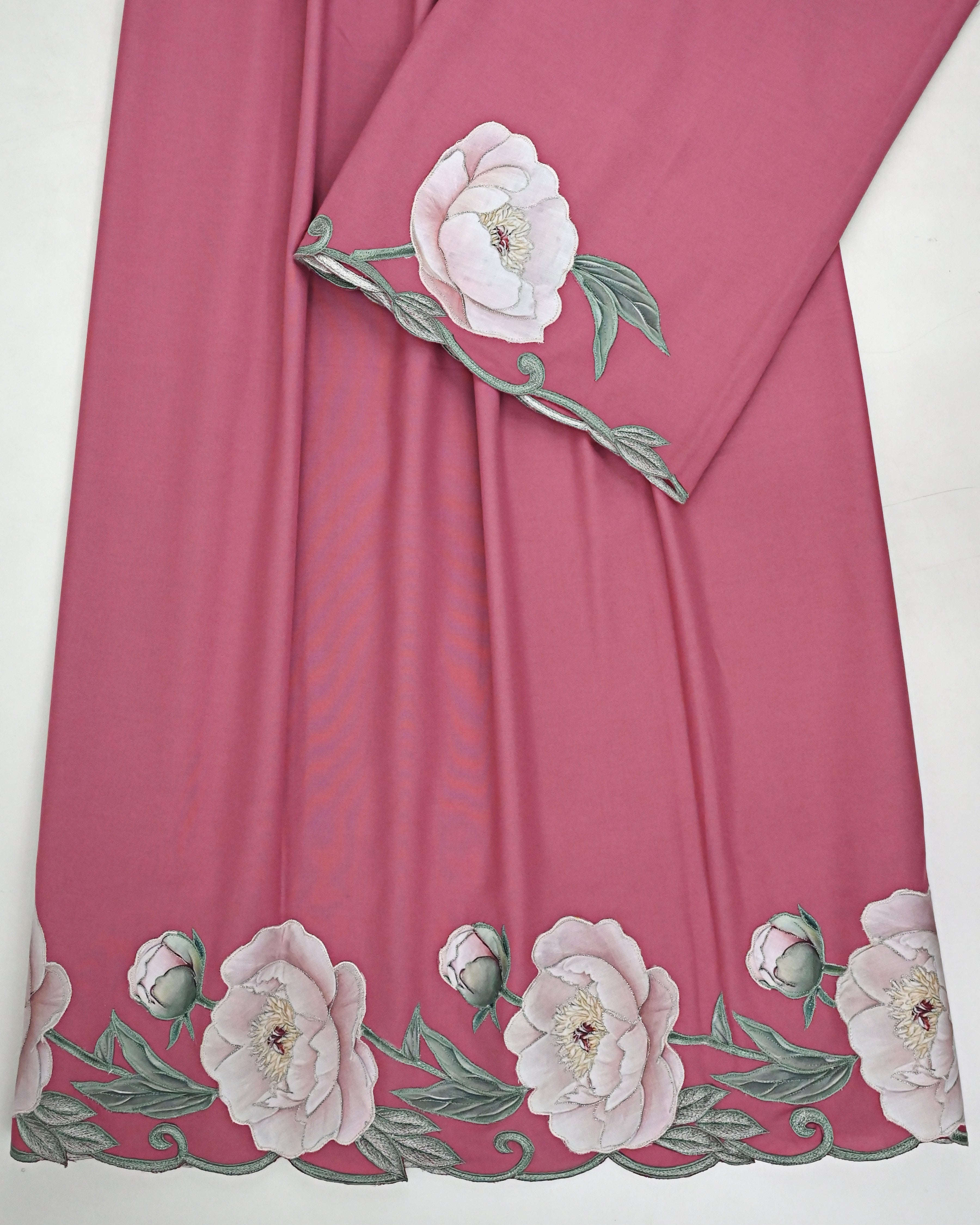 Rosey Mauve Rida With Floral Applique Embroidery & Smart Cut Work