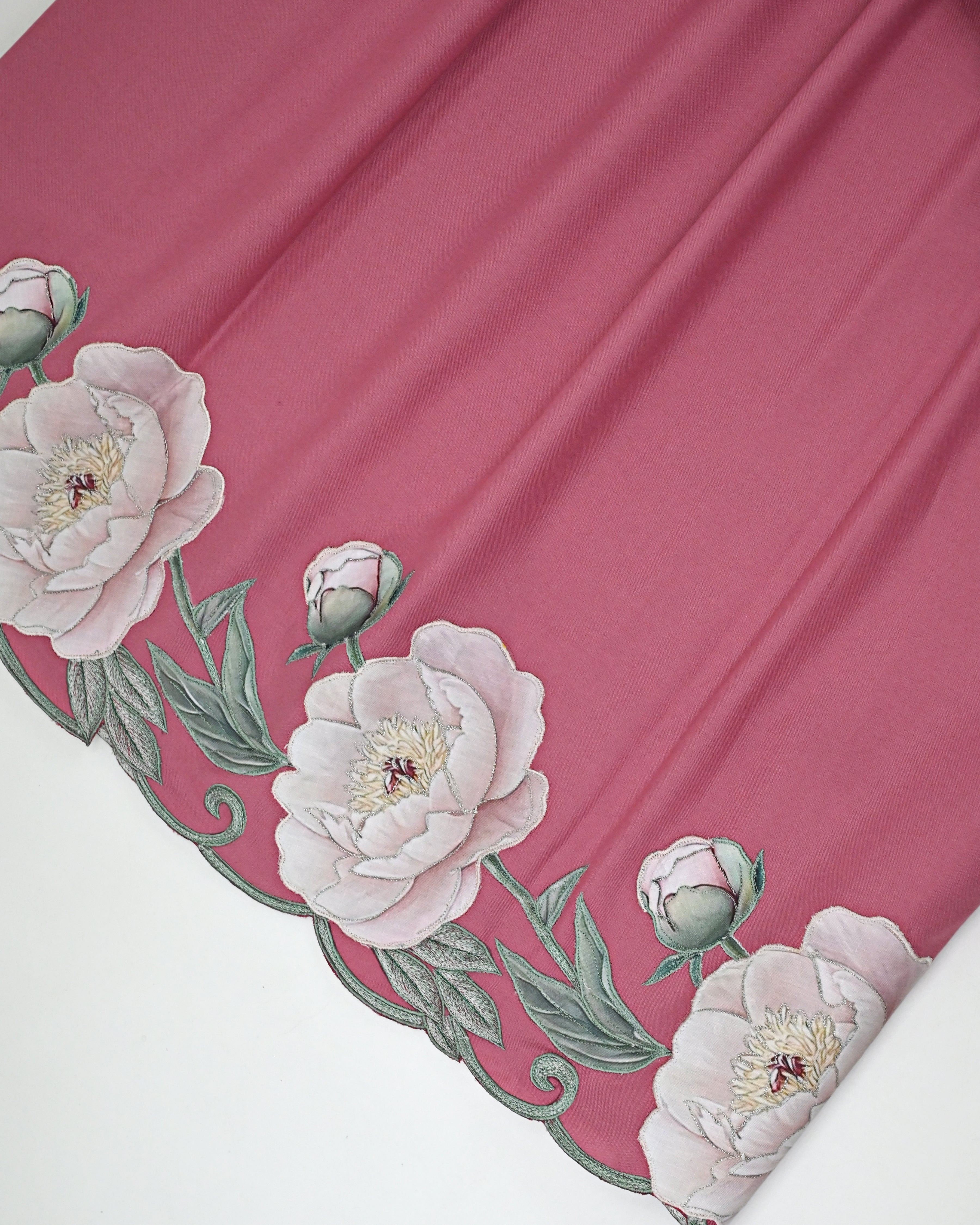 Rosey Mauve Rida With Floral Applique Embroidery & Smart Cut Work