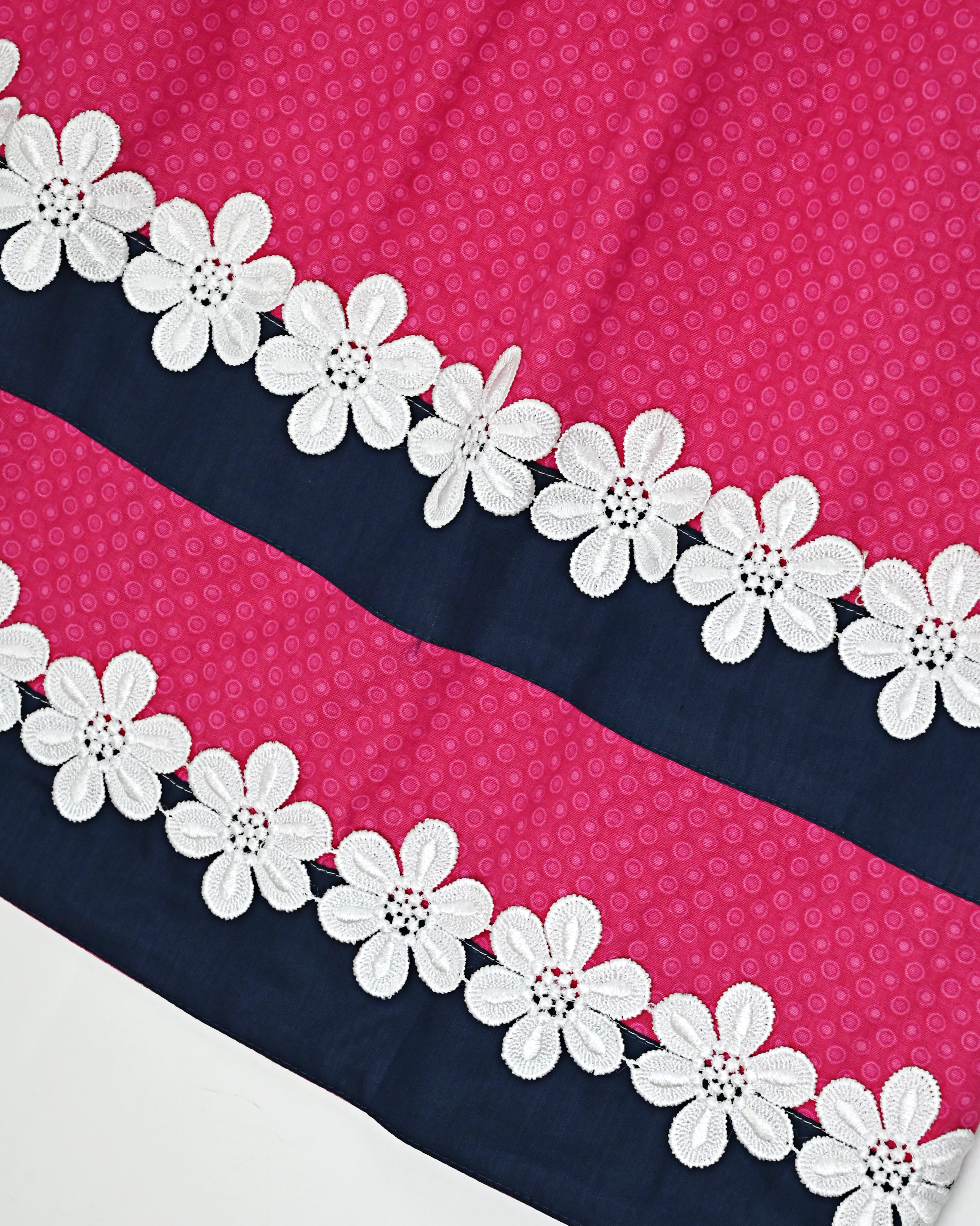 Hot Pink Self Print Rida With Floral Lace & Smart Dark Panel