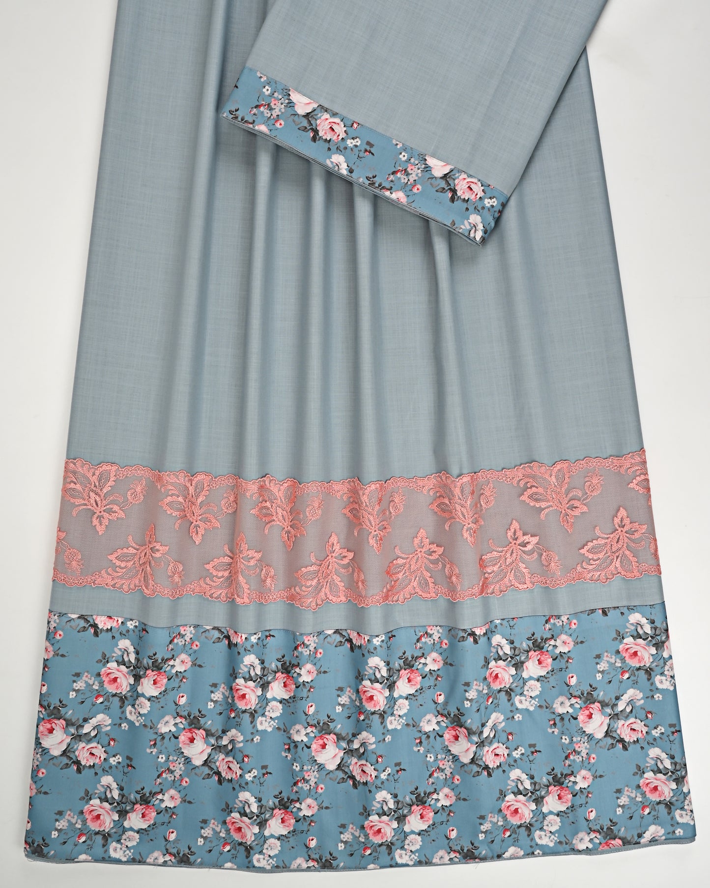 Light Cyan Rida With Floral Print Panel & Floral Lace