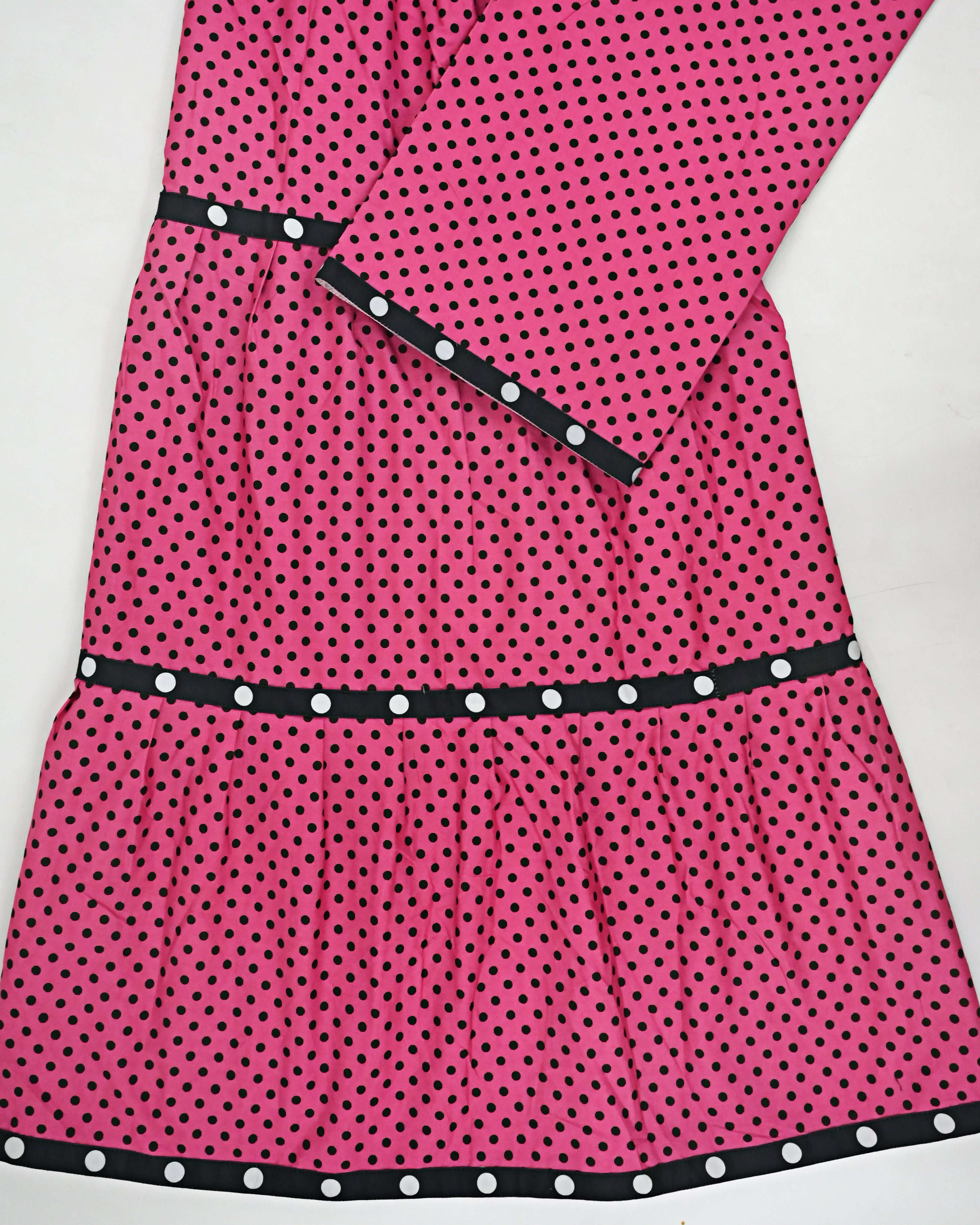 Hot Pink Base Black Dots Skirt Style Rida With Smart Black Base White Polka Dots Patti