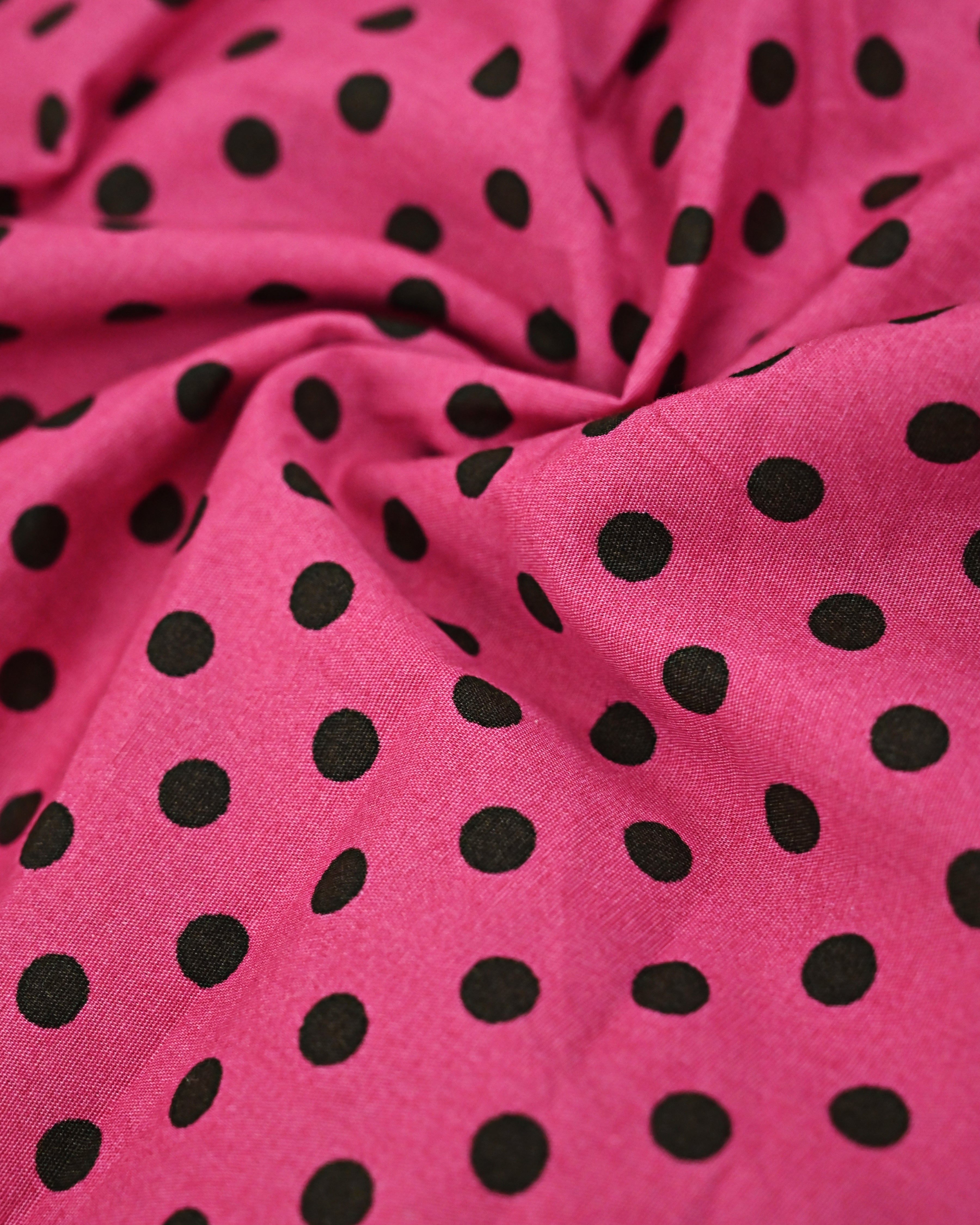 Hot Pink Base Black Dots Skirt Style Rida With Smart Black Base White Polka Dots Patti