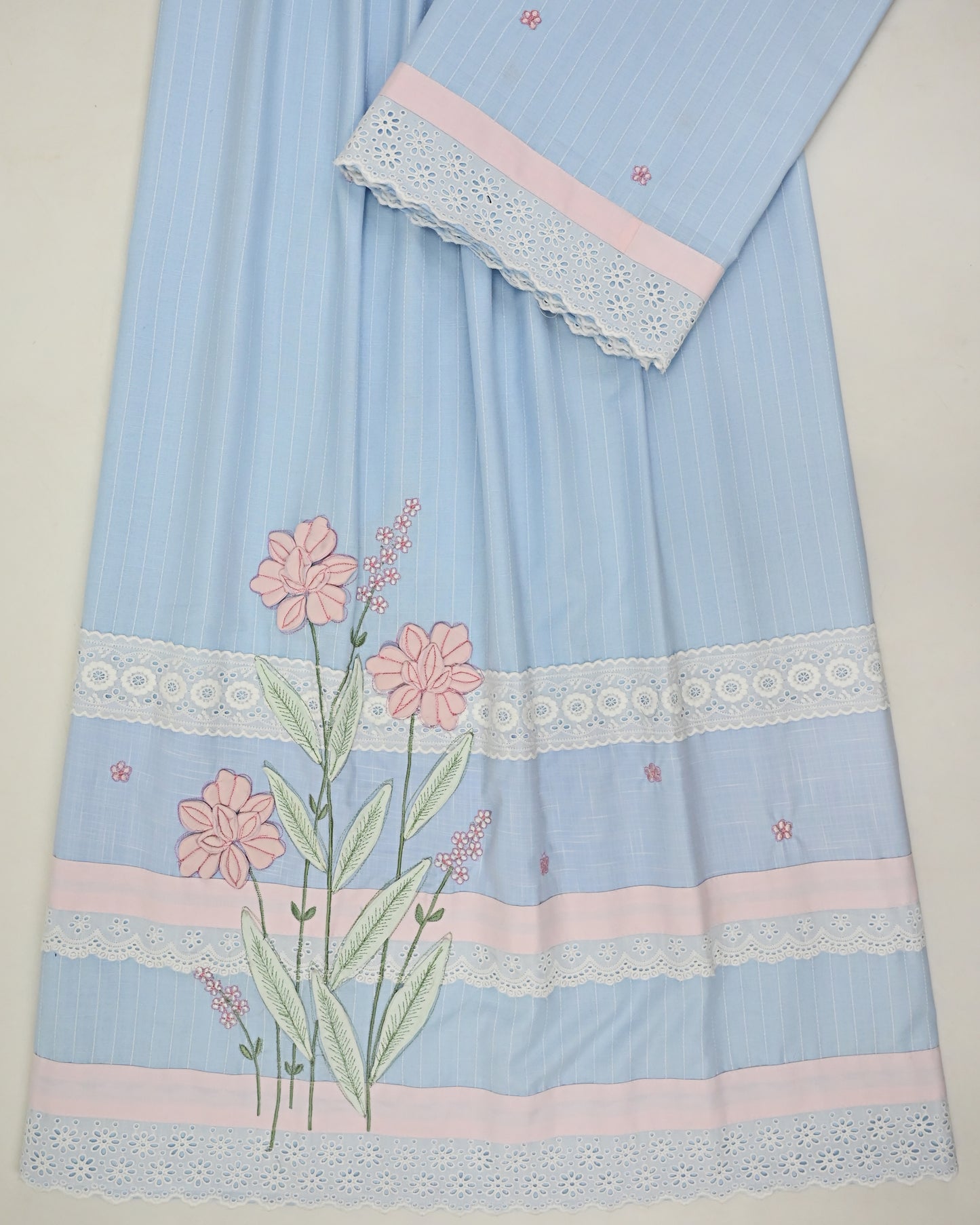 Light Blue Lining Rida With Smart Lacing & Floral Work