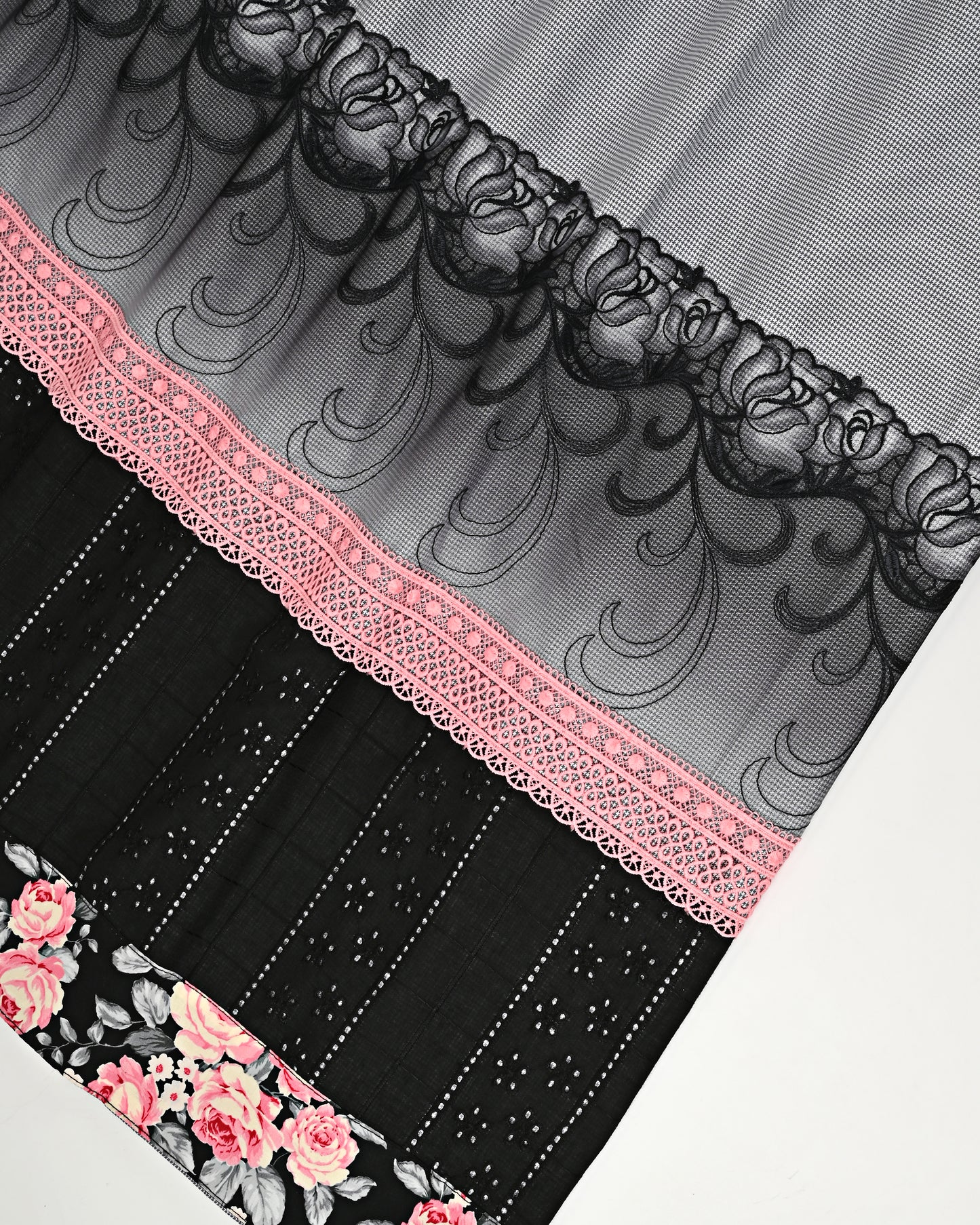 Grey Rida With Black & Pink Lacing & Floral Patta