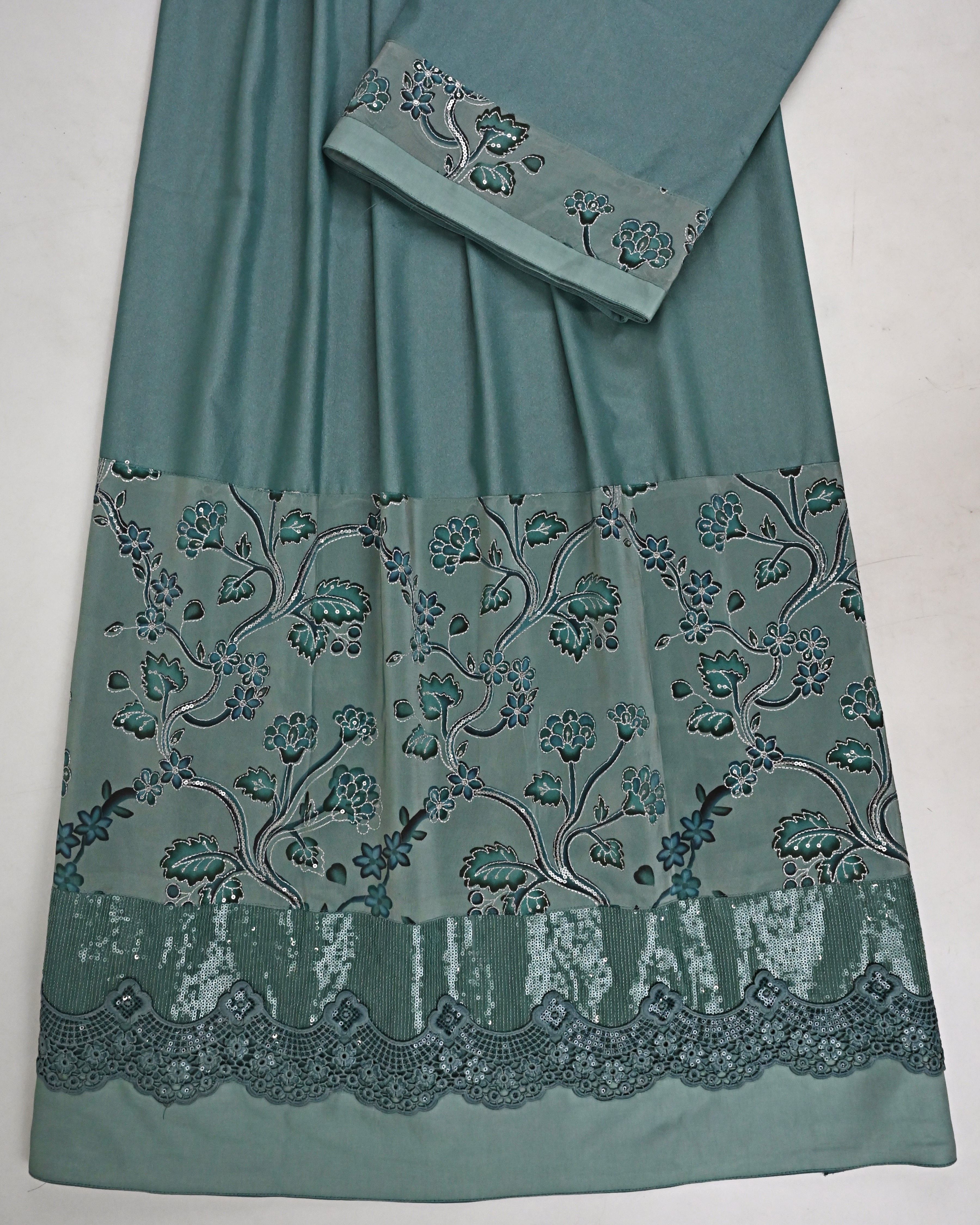 Eucalyptus Green Rida With Smart Floral Panel & Smart Shining Tikri Lacing