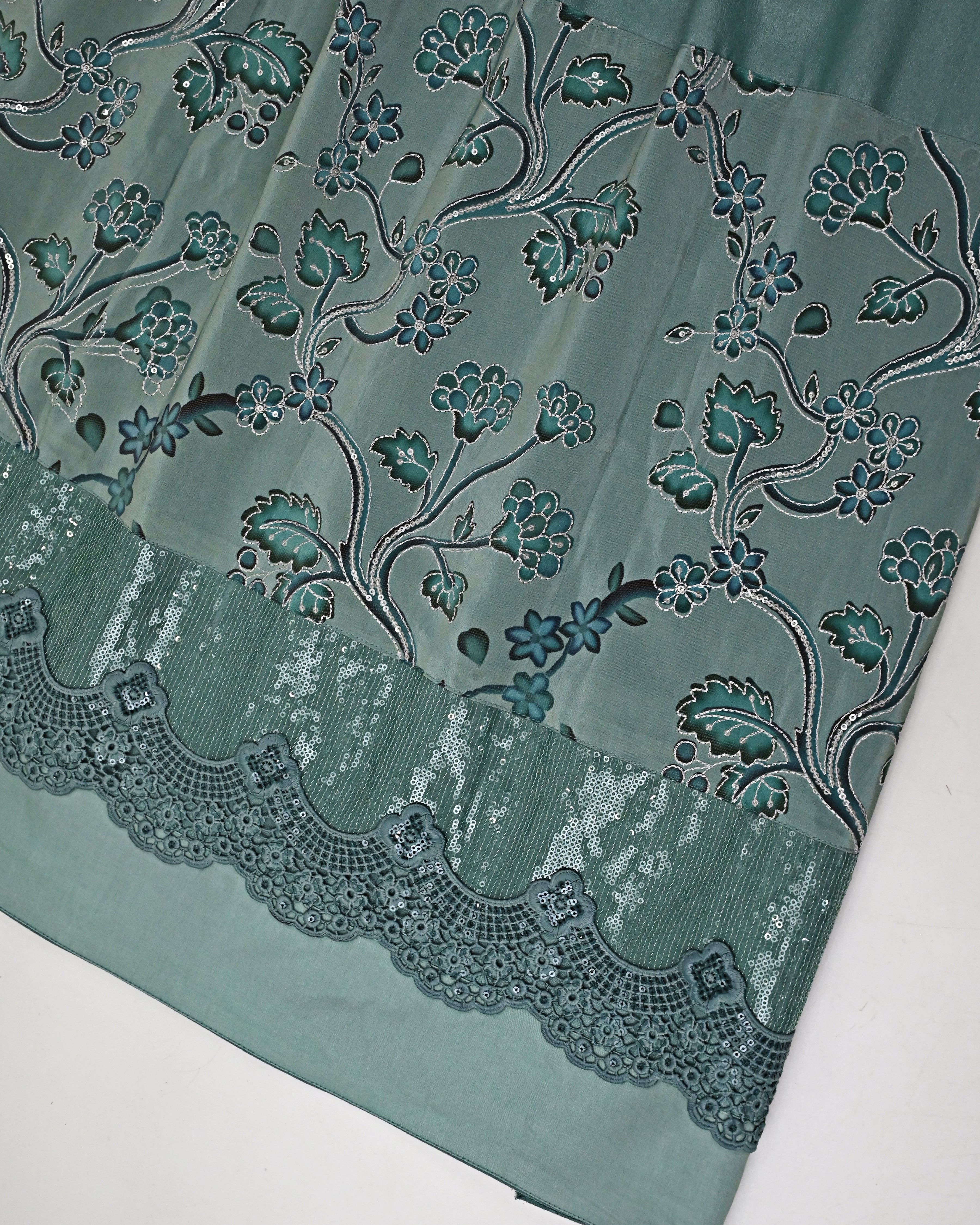 Eucalyptus Green Rida With Smart Floral Panel & Smart Shining Tikri Lacing