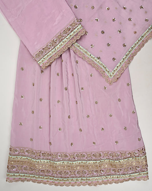 Light Purple RCJ With All Over Booties & Heavy Golden Lace/Dupatta With Lace