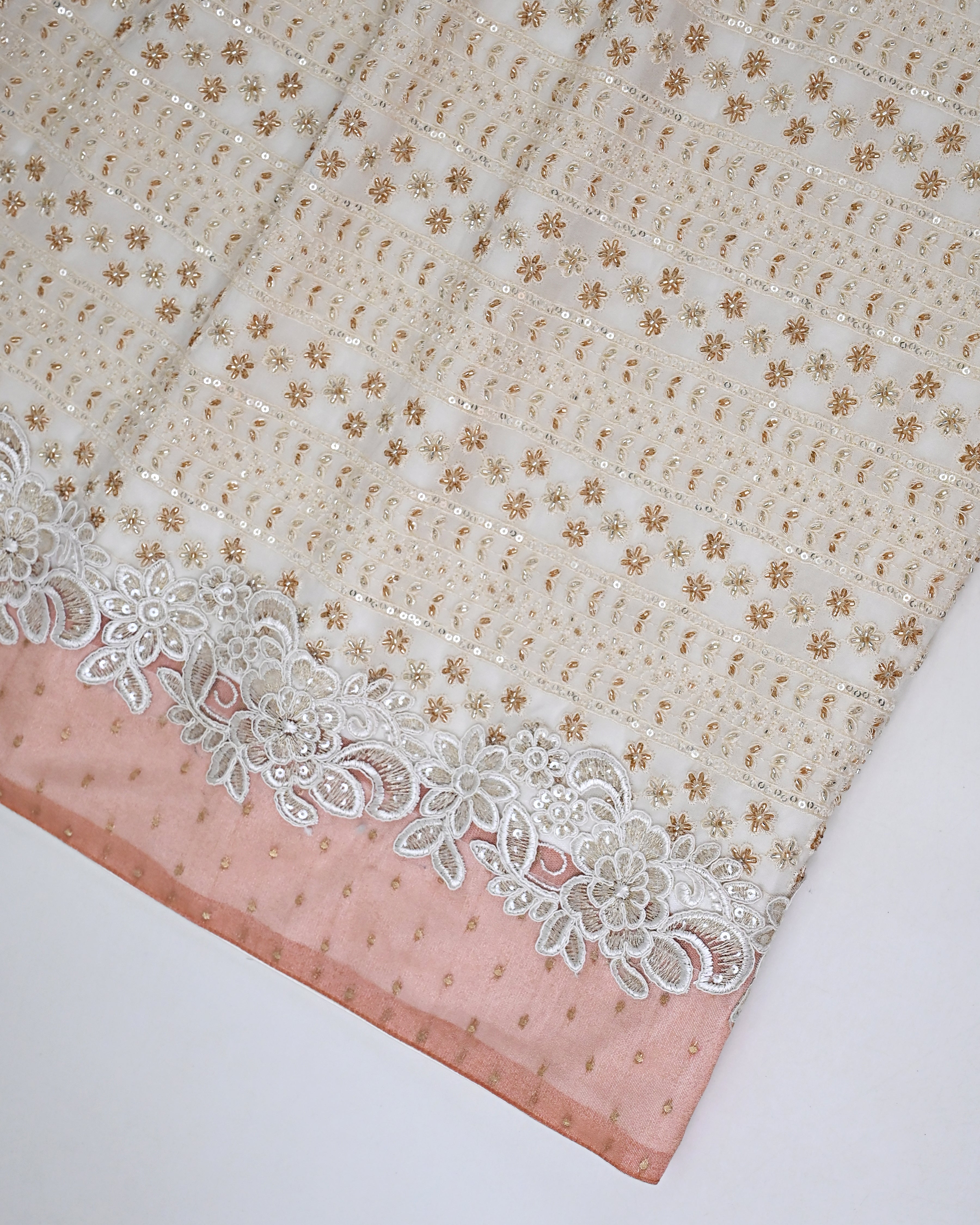 Ivory Rida With Heavy Look Golden Lace & Smart White Shining Lace & Panel