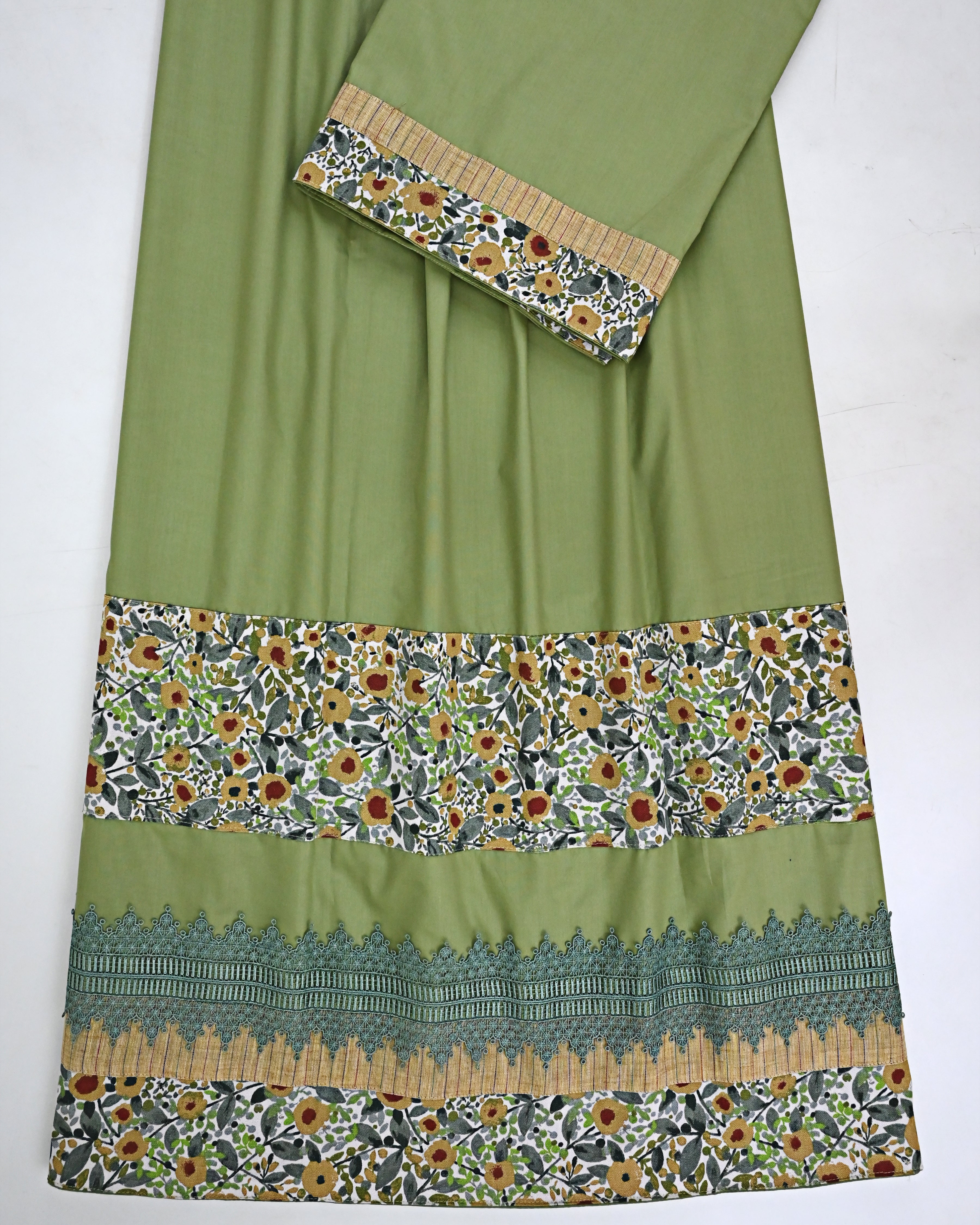 Light Olive Green Rida With Smart Floral Print Panel & Smart Lace