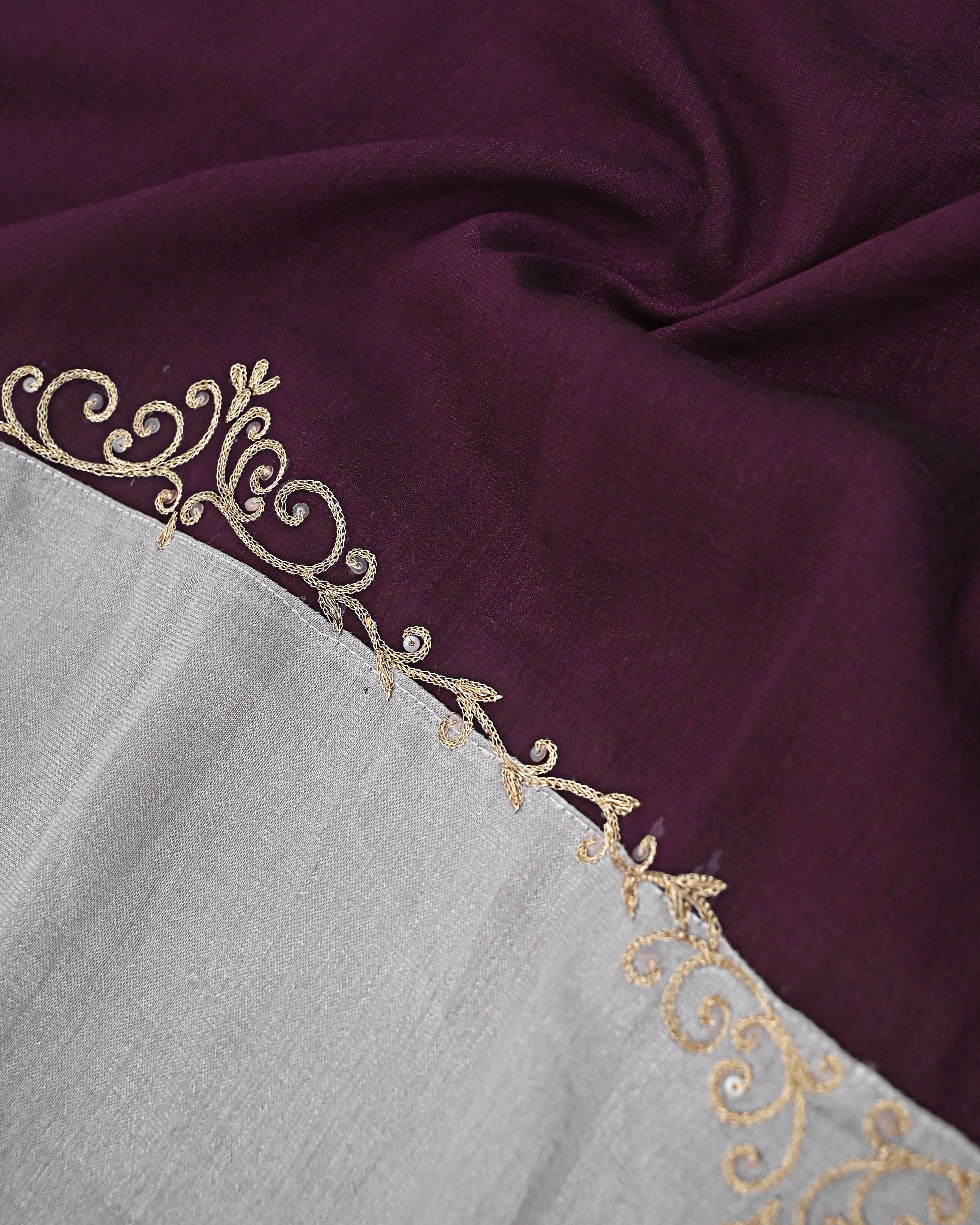 Deep Plum Rose Gold Rida With Smart Aari Triple Border