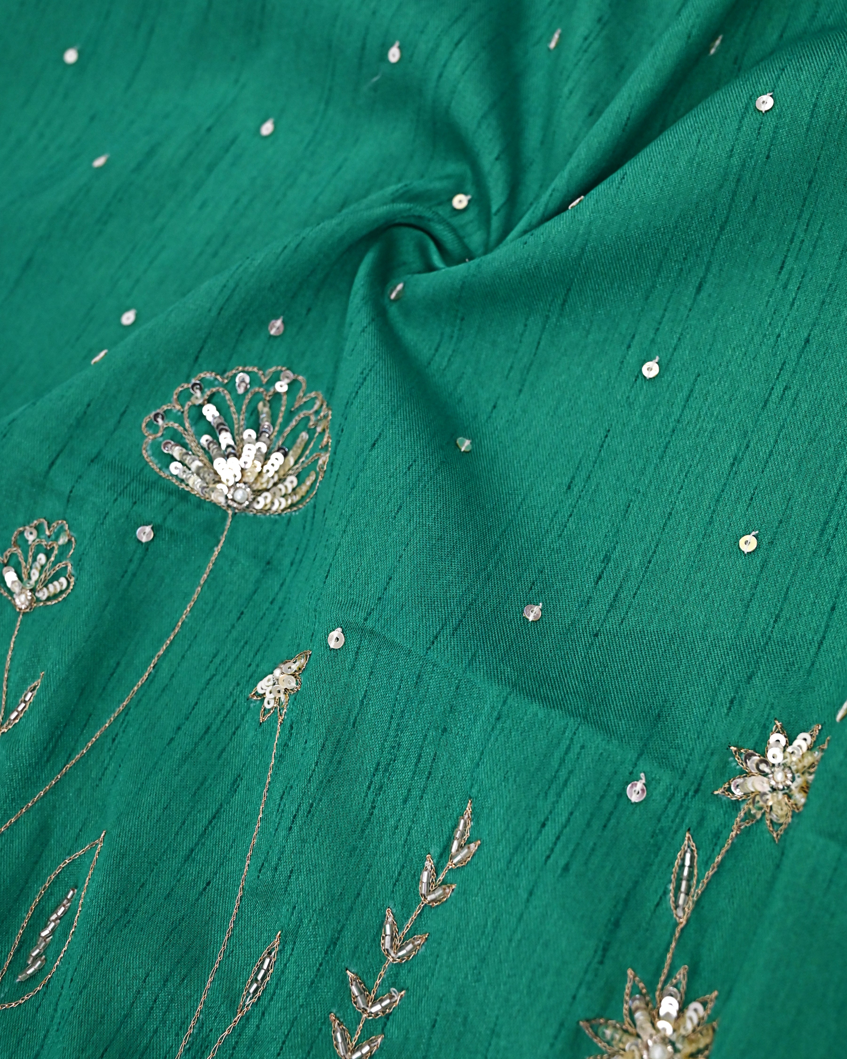 Emerald Green Rida With Floral Golden Aari Work & Golden Lace