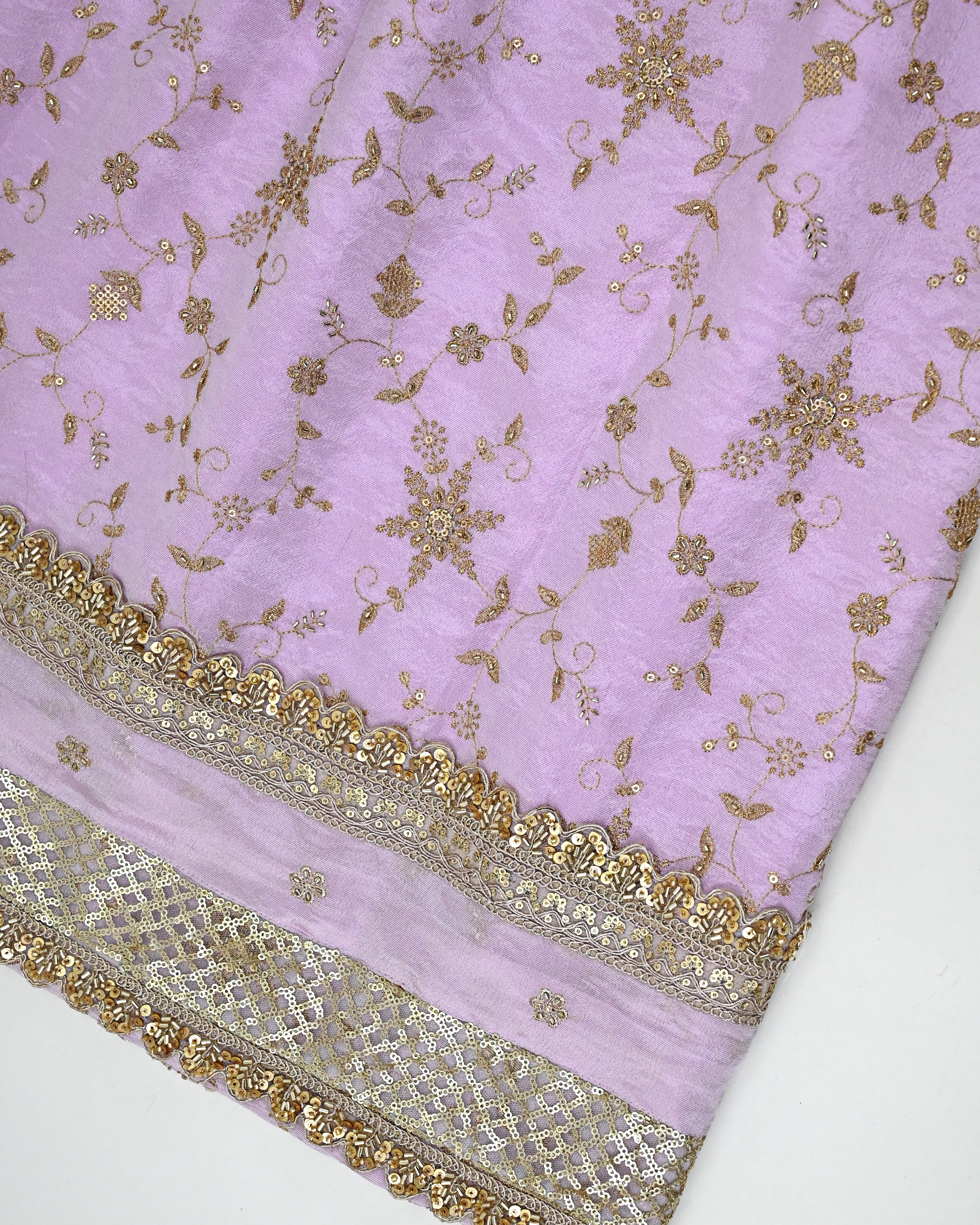 Light Purple Rida With Full Golden Work & Smart Golden Lacing