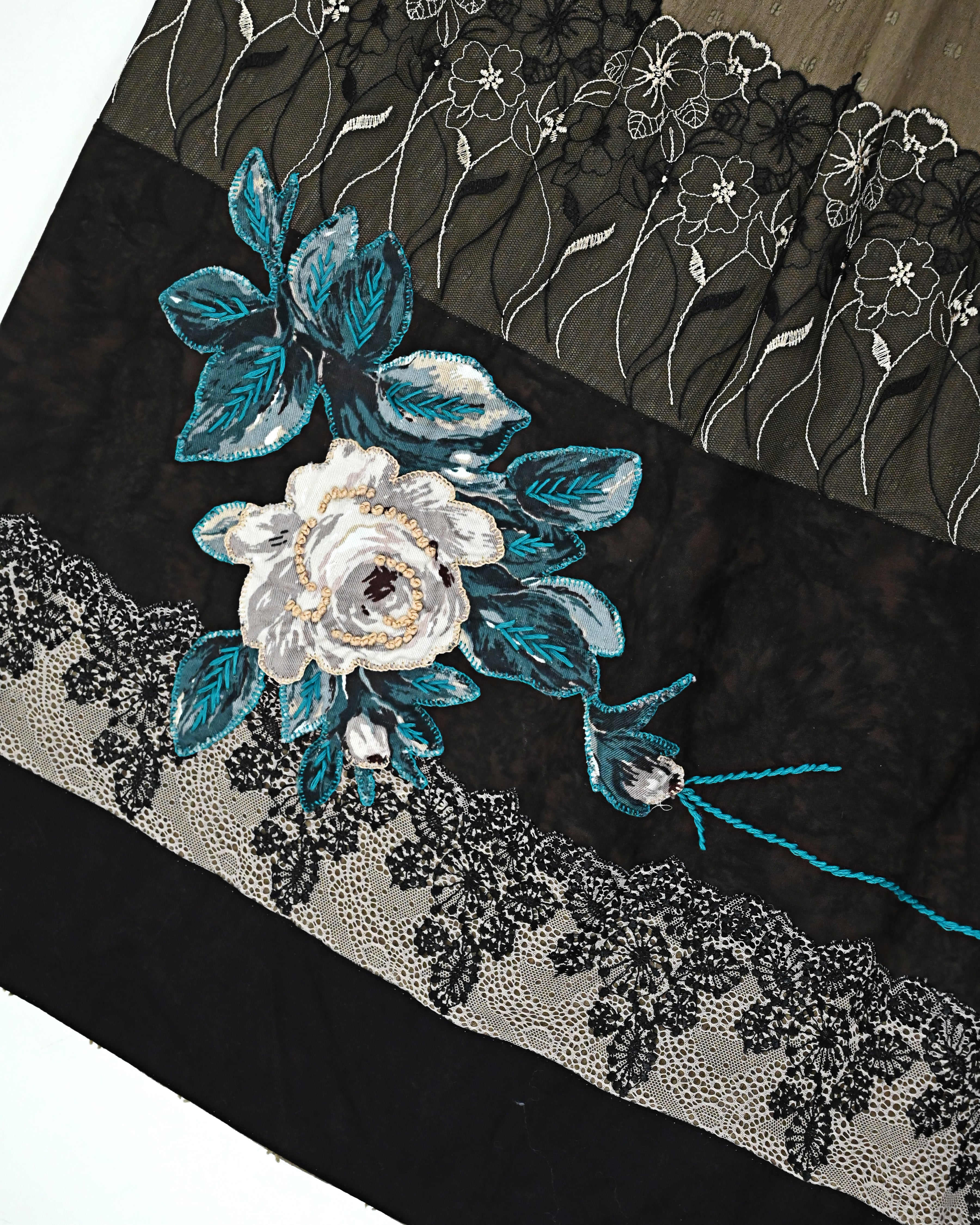 Olive Green Raffle Rida With Dark Floral Lacing Dark Panel & Floral Applique Work
