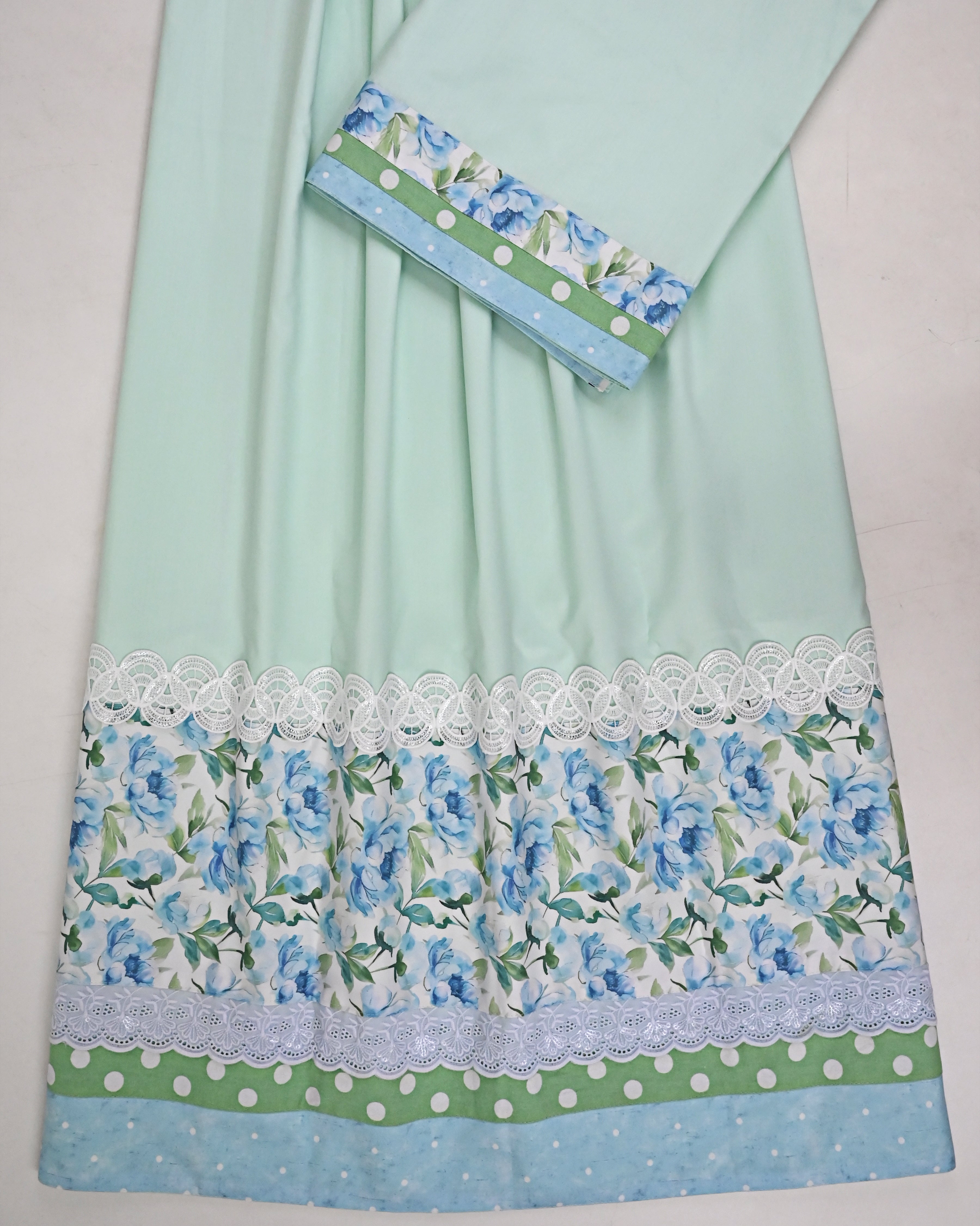 Mint Green Rida With Floral Lace & Floral Dotted Print Panel