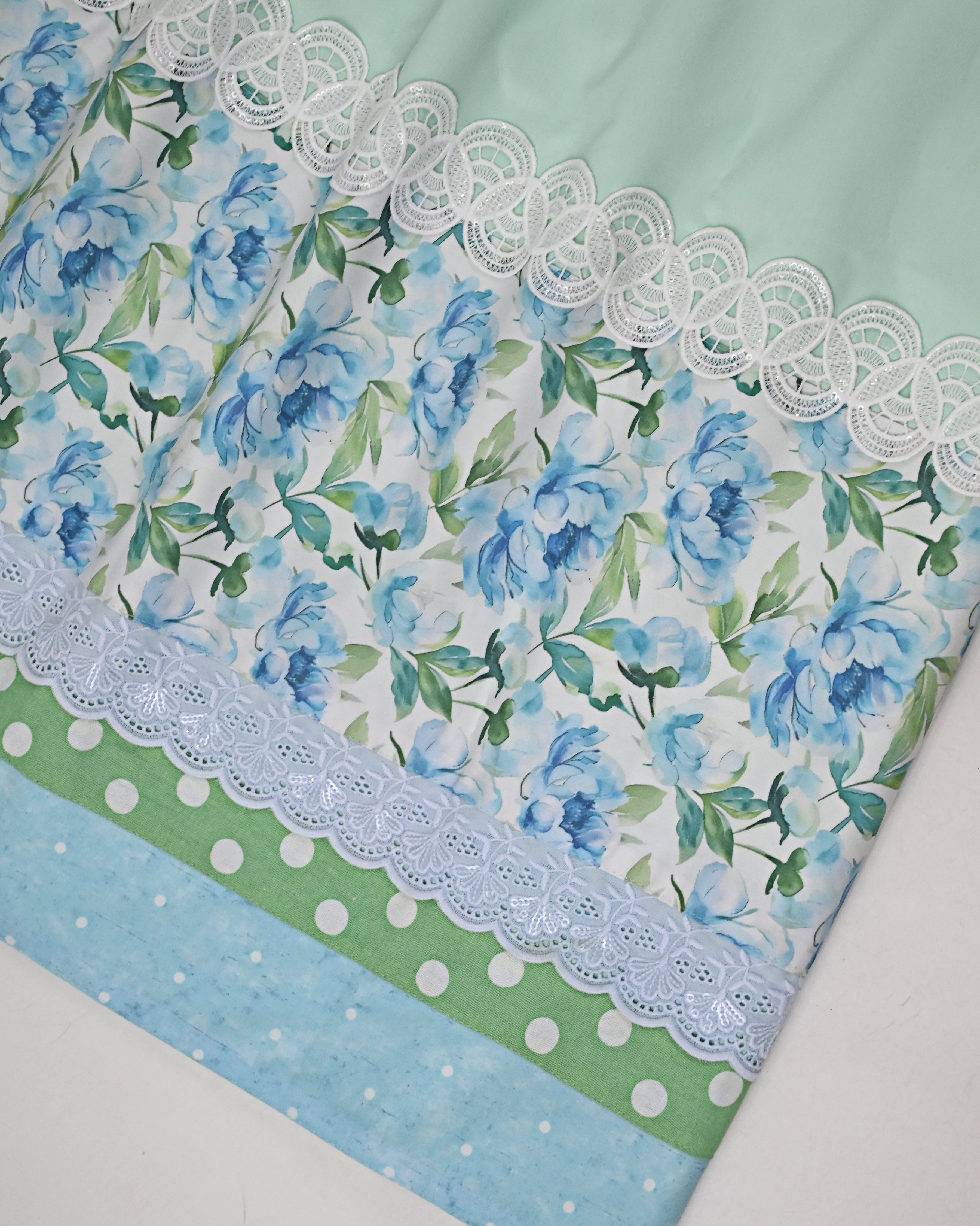Mint Green Rida With Floral Lace & Floral Dotted Print Panel