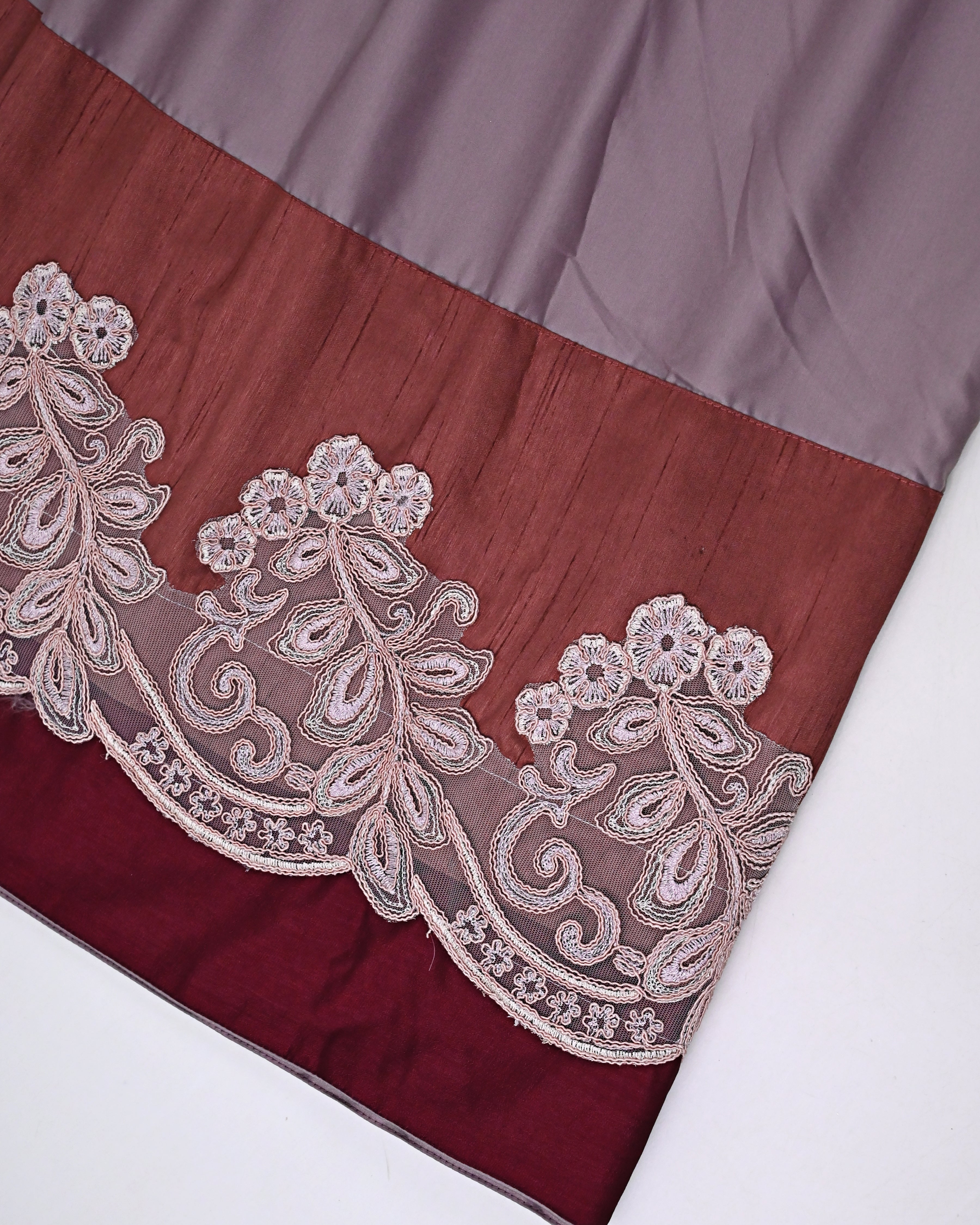 Dark Mauve Rida With Dark Panel & Smart Imported Lace