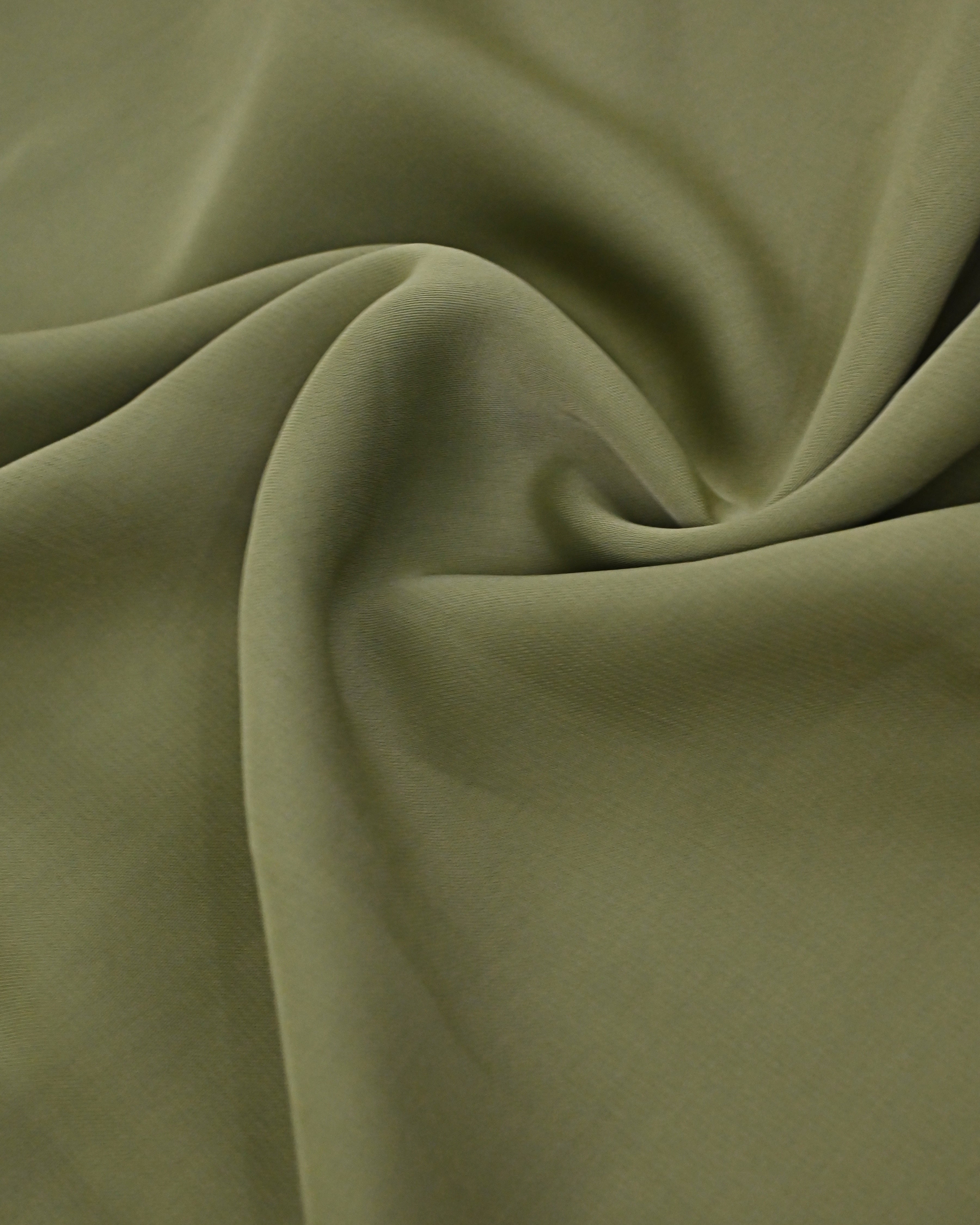Chatni Green Abaya Ohbat Rida With Small Light Color Patti