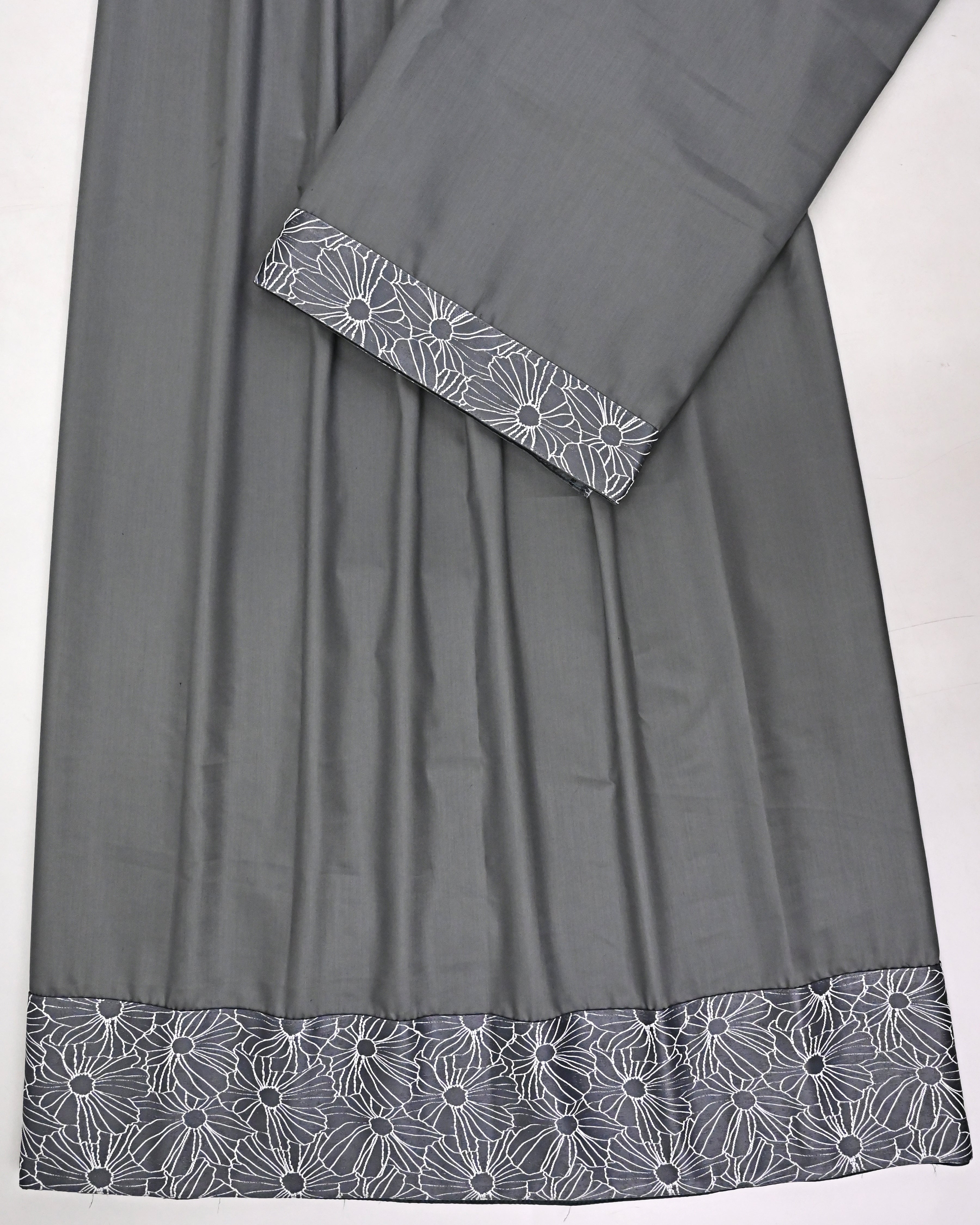 Steel Grey Ohbat Rida With Smart Floral Panel