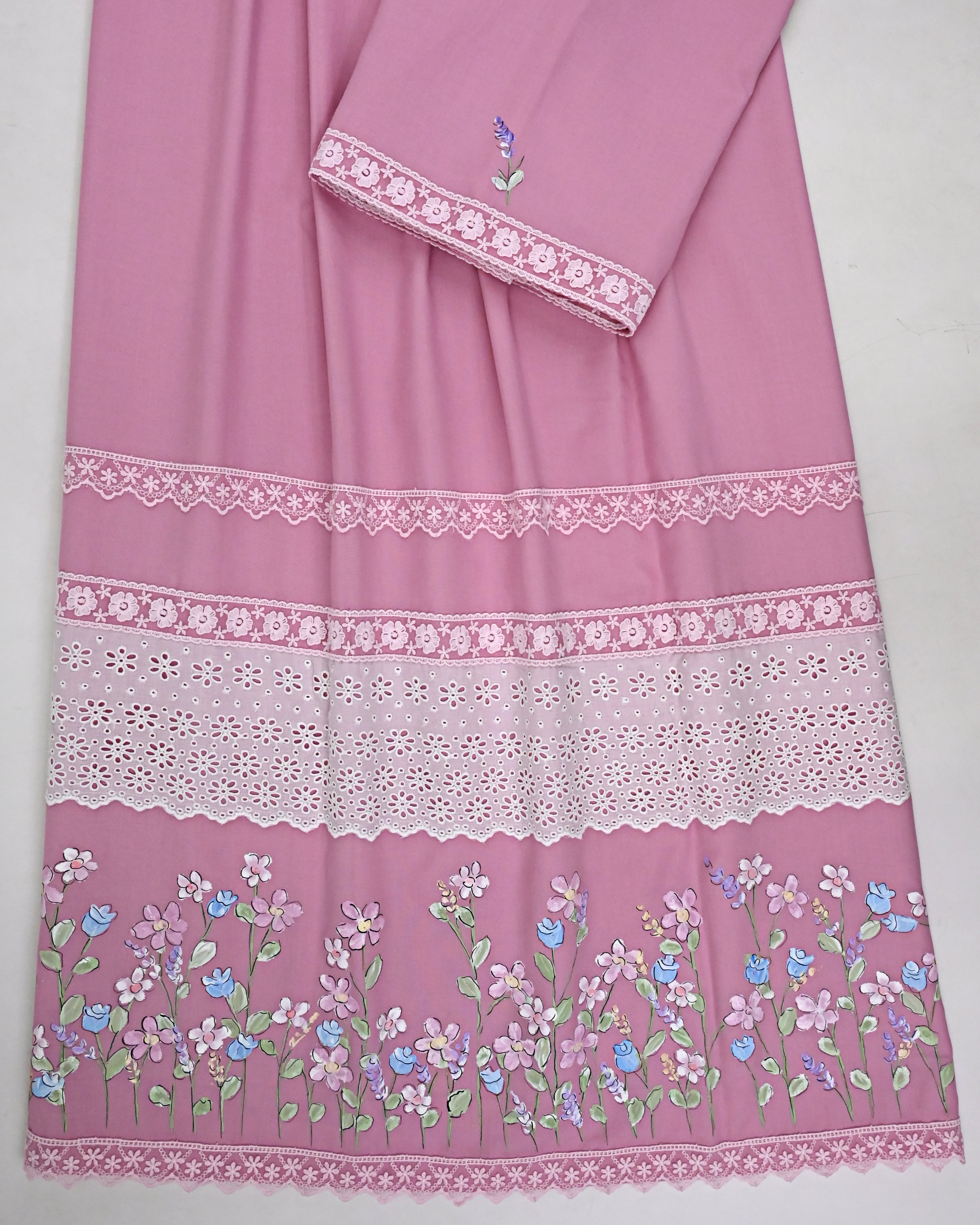 Orchid Pink Heavy Rida With Smart Lace & Floral Hand Painting Work