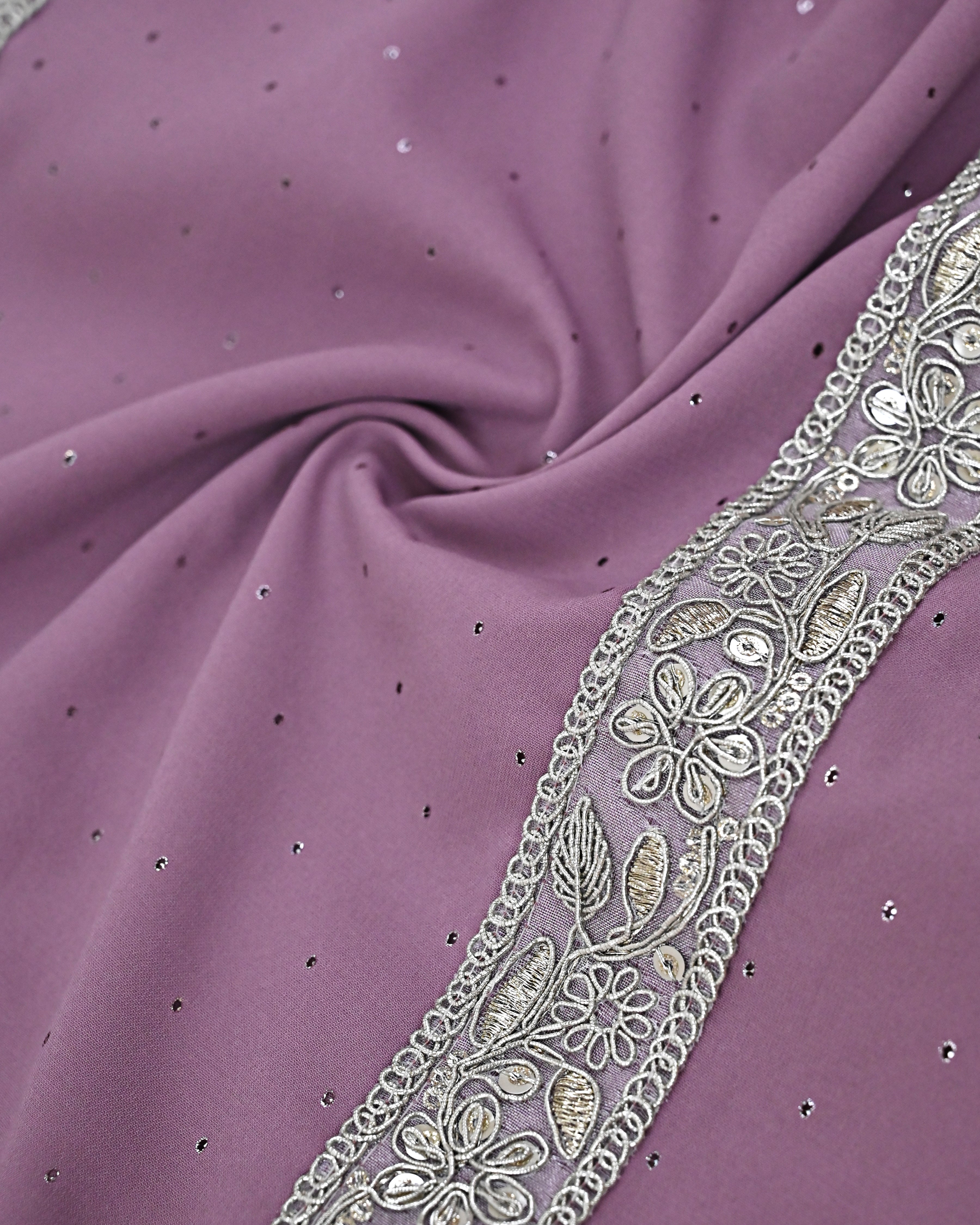 Dusty Purple Shining Rida With Smart Lace Panel & Golden Lace