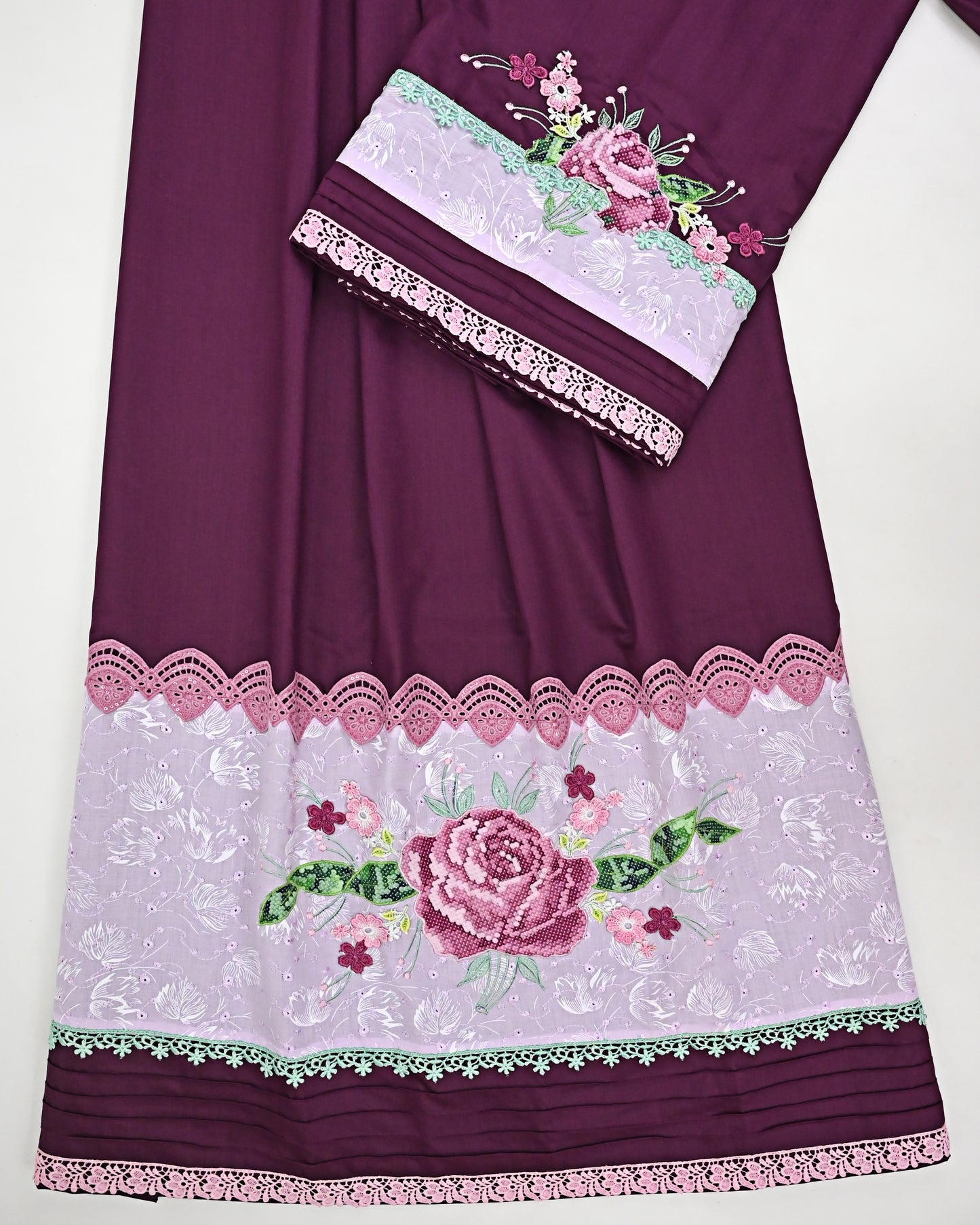 Dark Plum Rida With Crosstich Floral Bunch on Smart White Lace & Pintex