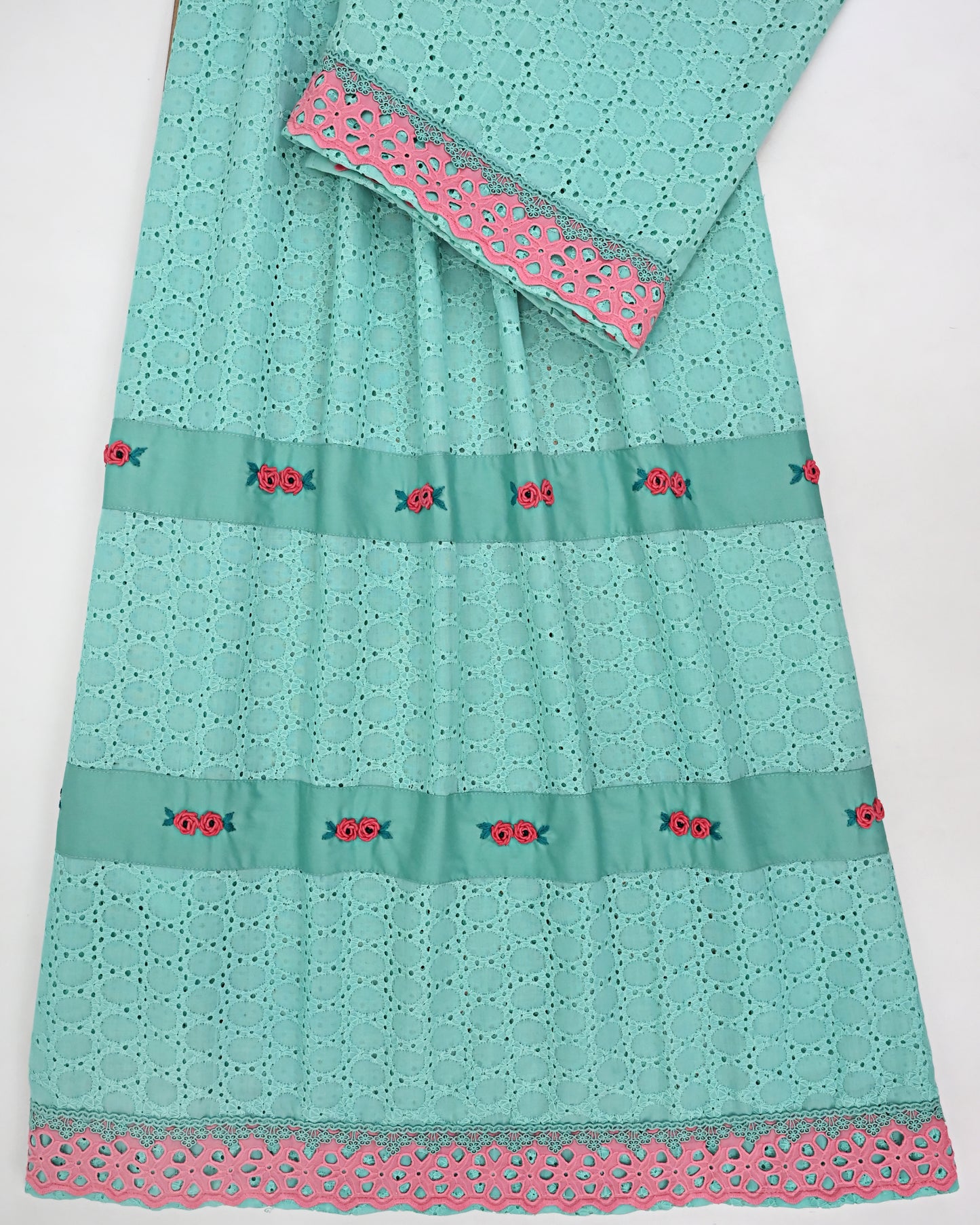 Light Green Hakoba Rida With Smart Lace & Smart All Over Floral Work