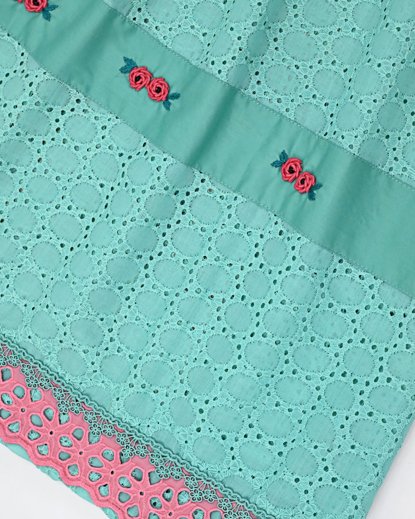 Light Green Hakoba Rida With Smart Lace & Smart All Over Floral Work