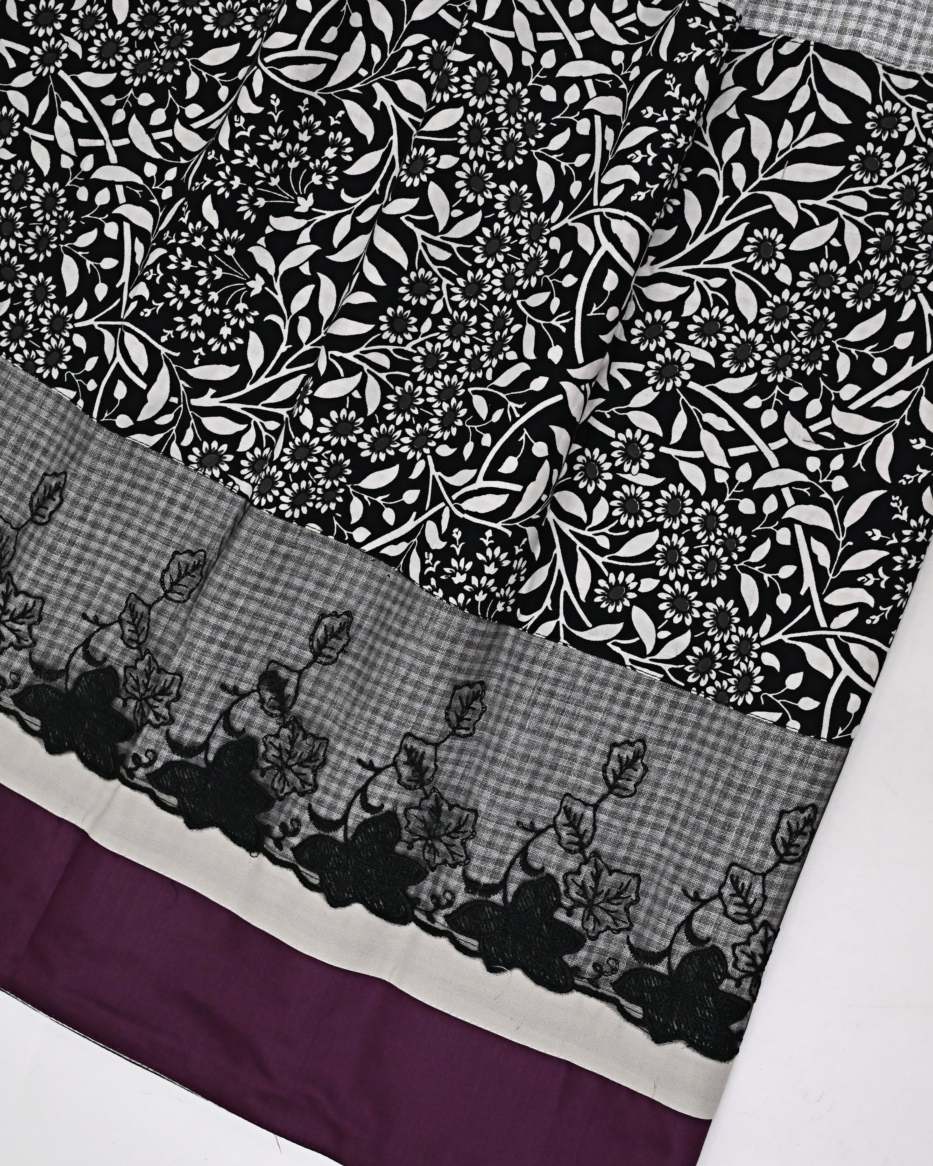 Grey White Cheks Rida With Black White Floral Print Panel Black Floral Lace & Plain Panel