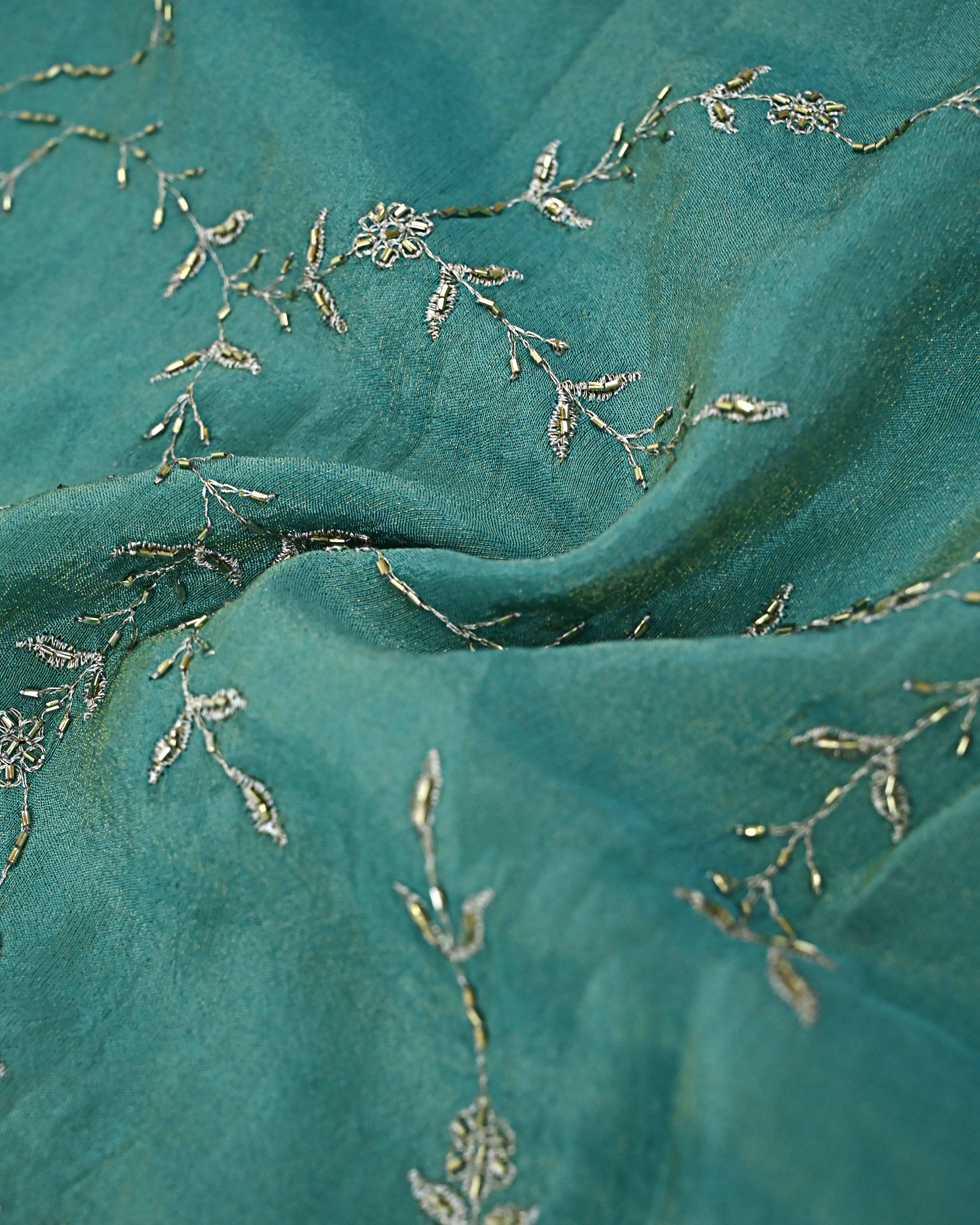 Teal Green Rida With Full Floral Aari Work & Smart Golden Floral Lace