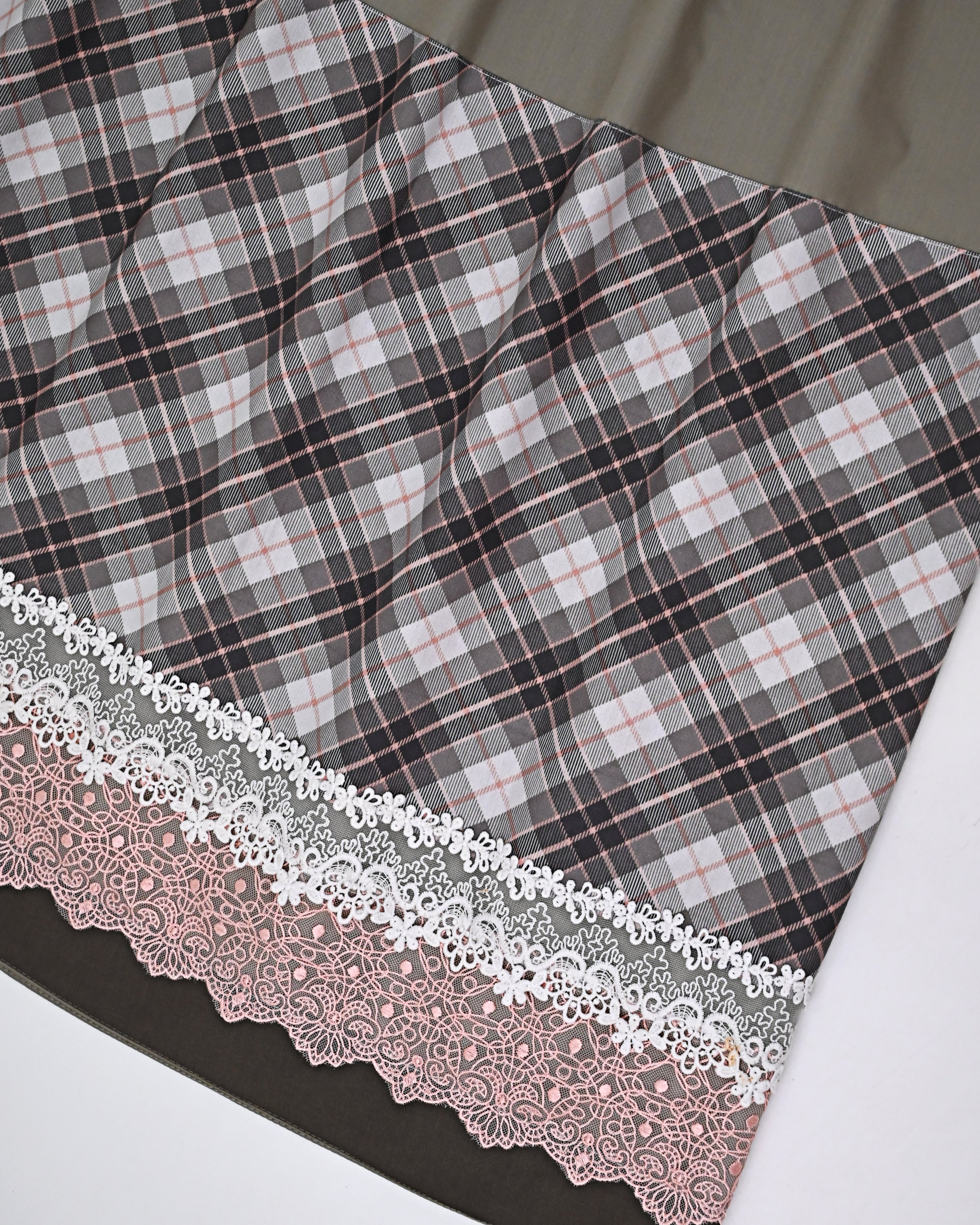Fossil Grey Rida With Smart Checks Panel & Smart Mini Floral Design Lace