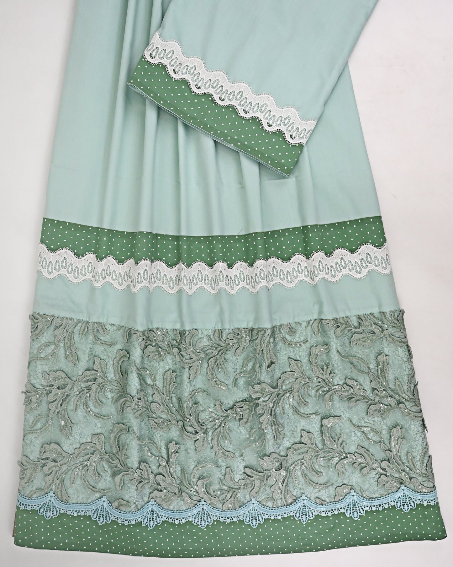 Aquamarine Rida With Smart Floral Lace Peice & Smart Panel