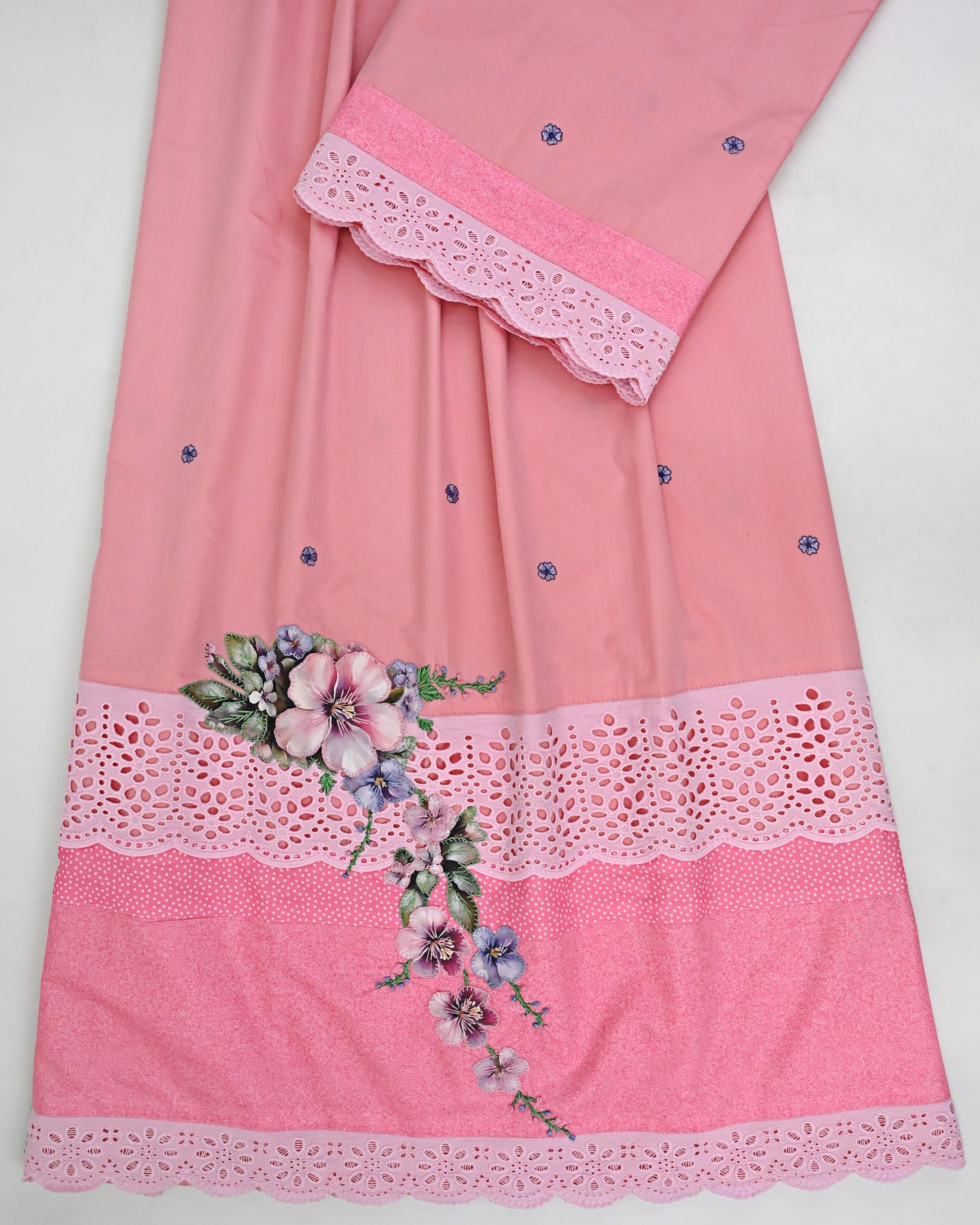 Rose Pink Rida With Smart Panel Smart Lace & Floral Work All Over Small Flowers