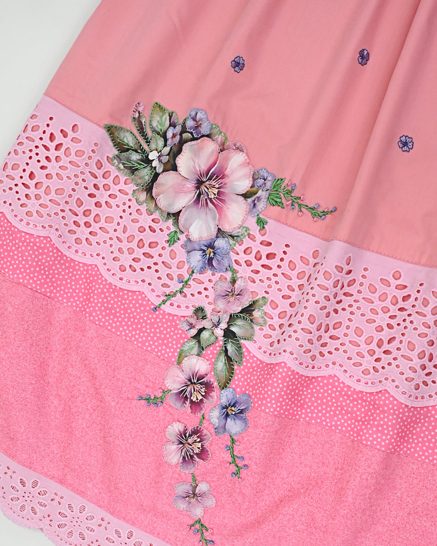 Rose Pink Rida With Smart Panel Smart Lace & Floral Work All Over Small Flowers