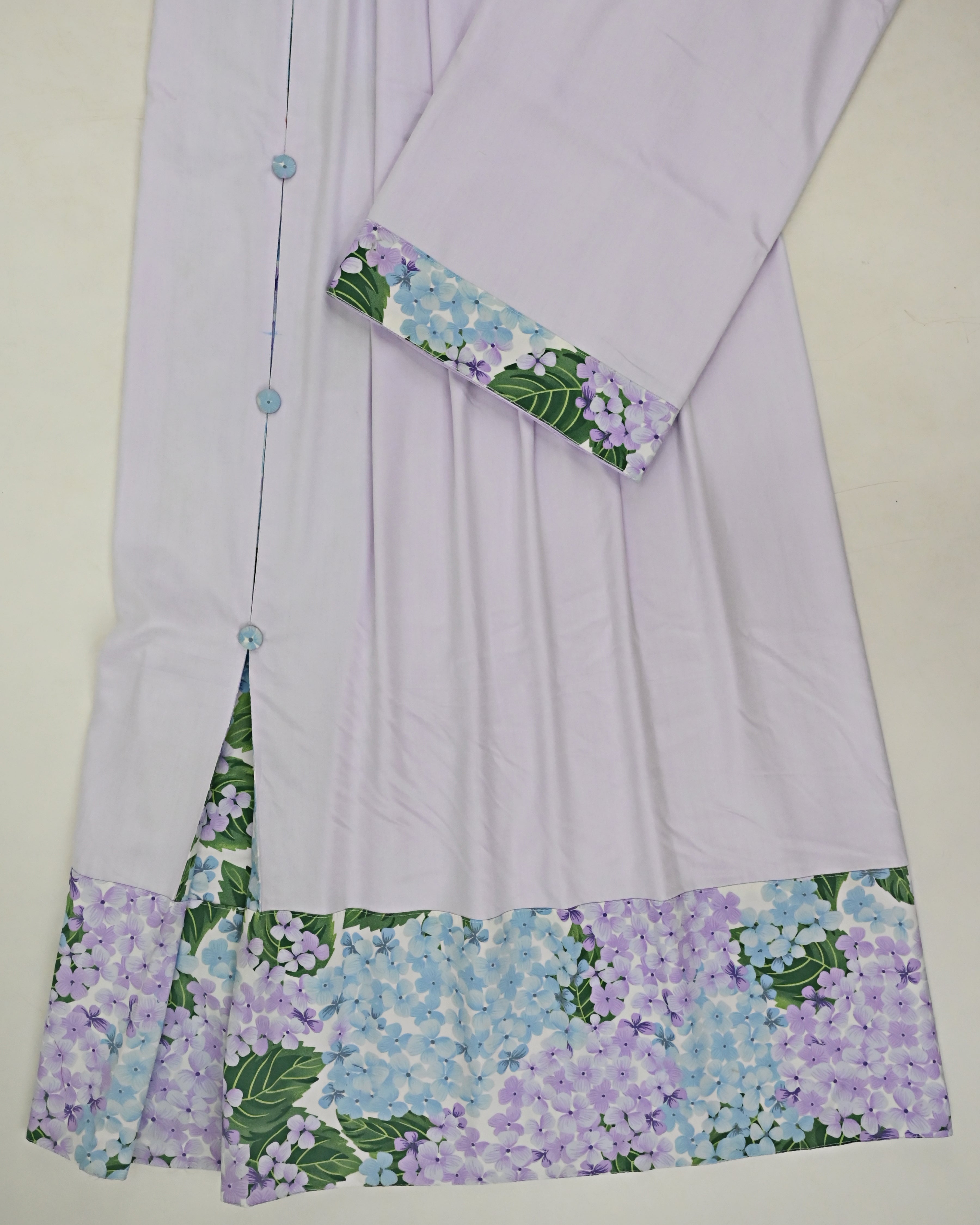 Lilac Rida With Smart Floral Panel & Fancy Button Pattern-1250/-