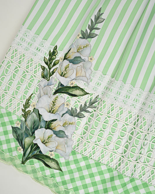 White & Green Stripes Rida With Smart Panel & Floral Work On Lace