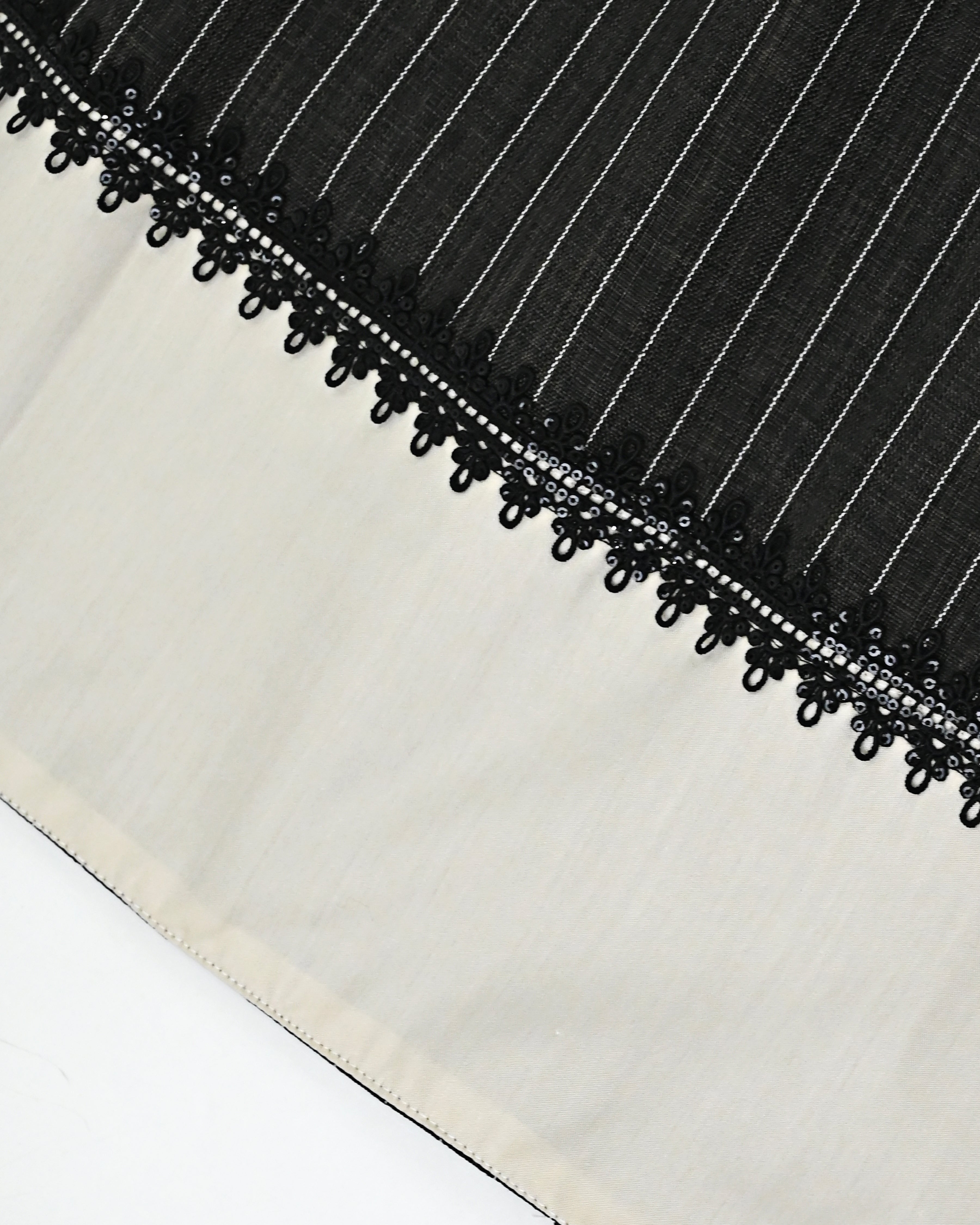 Charcoal Black White Lining Rida With Smart Cream Panel & Small Black Lace