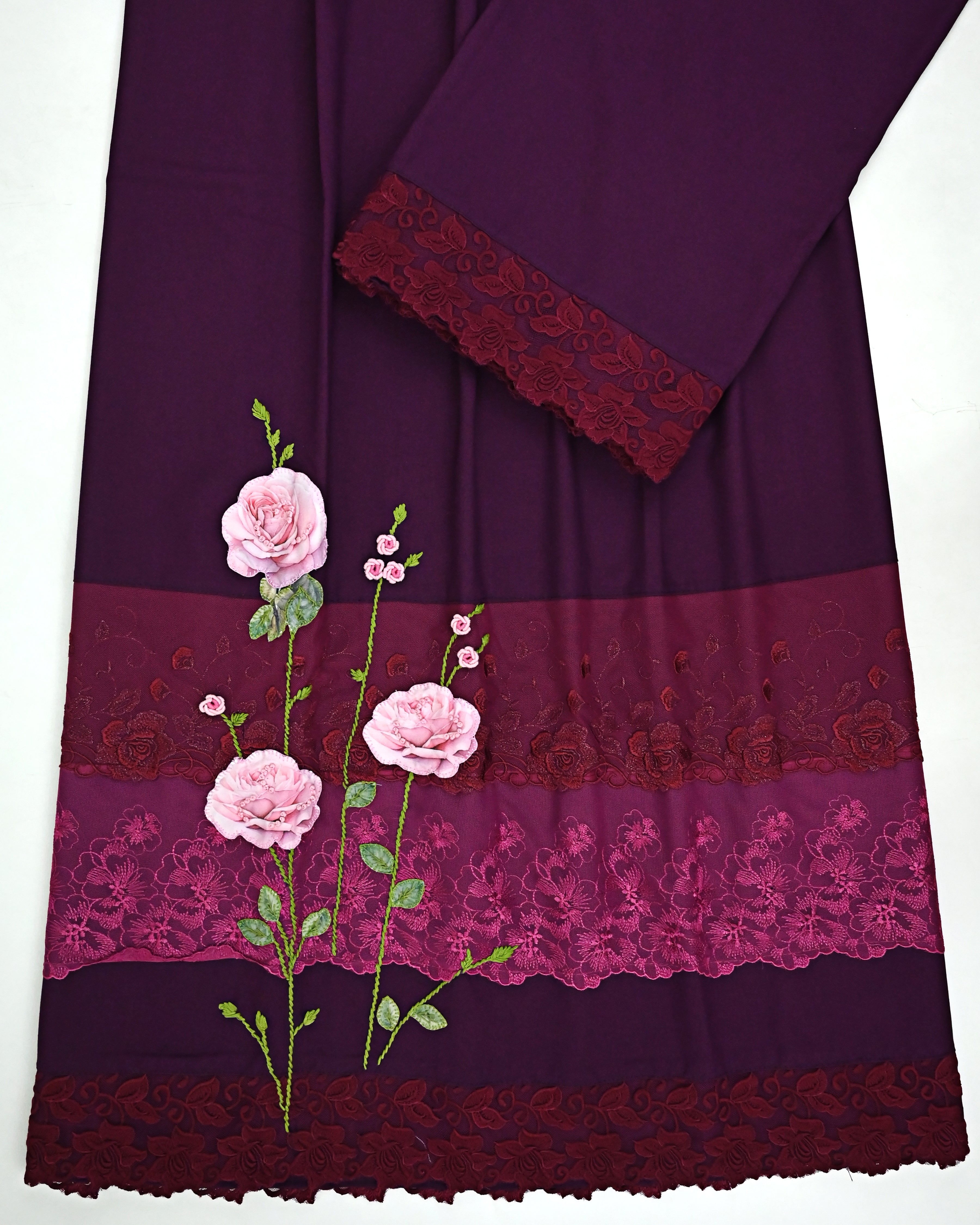 Deep Magenta Rida With Smart Dark Floral Lacing & Smart Floral Applique Work