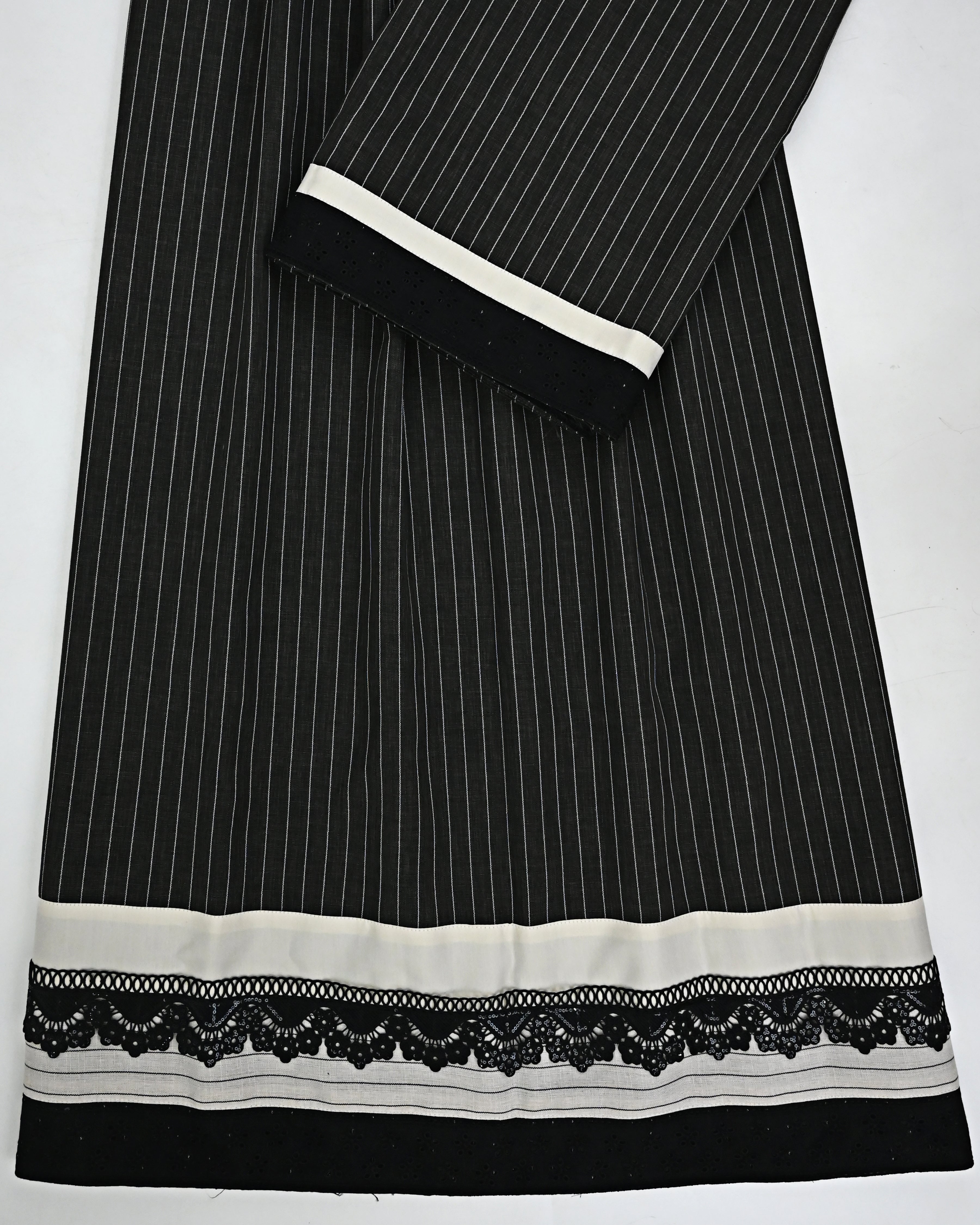 Charcoal Black White LIning Rida With Smart Black Lace & Cream Panel