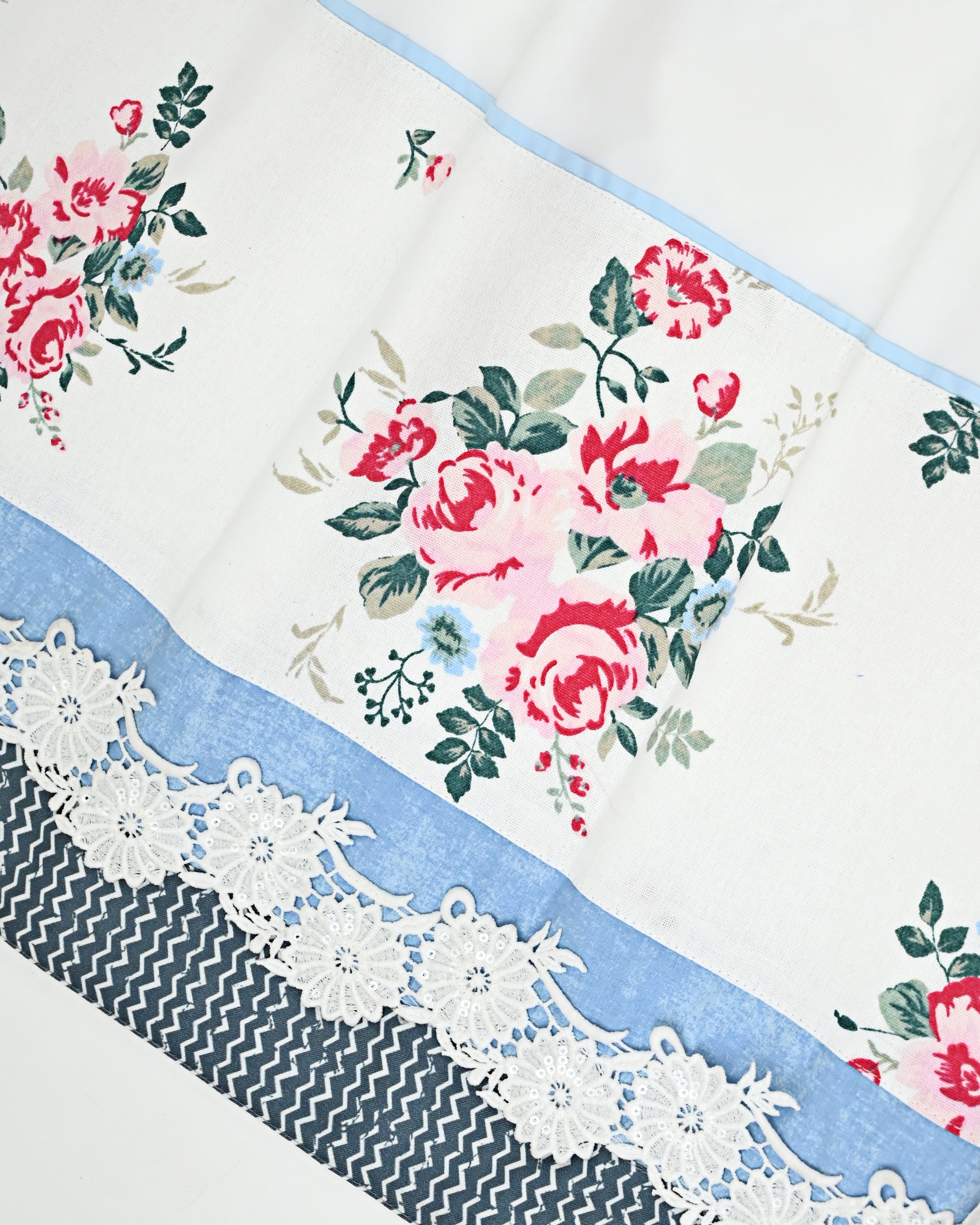 Pure White Rida With Floral Print Panel & Smart Lace