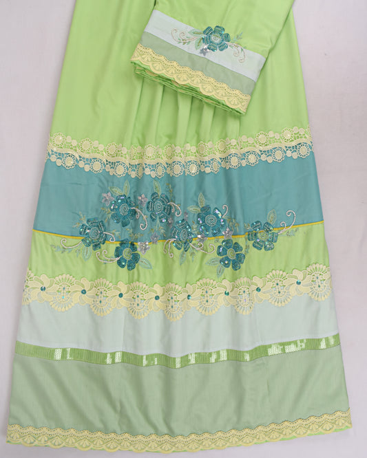 Light Green Rida With Smart Panel & Aari Work Bunch