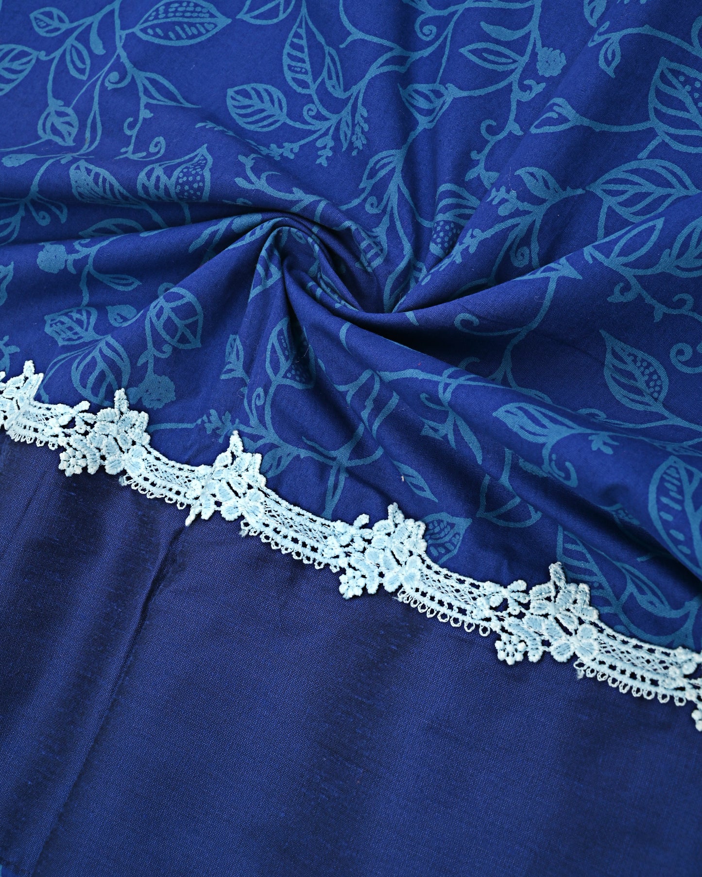 Royal Blue Printed Rida With Smart Panel & Smart Lace
