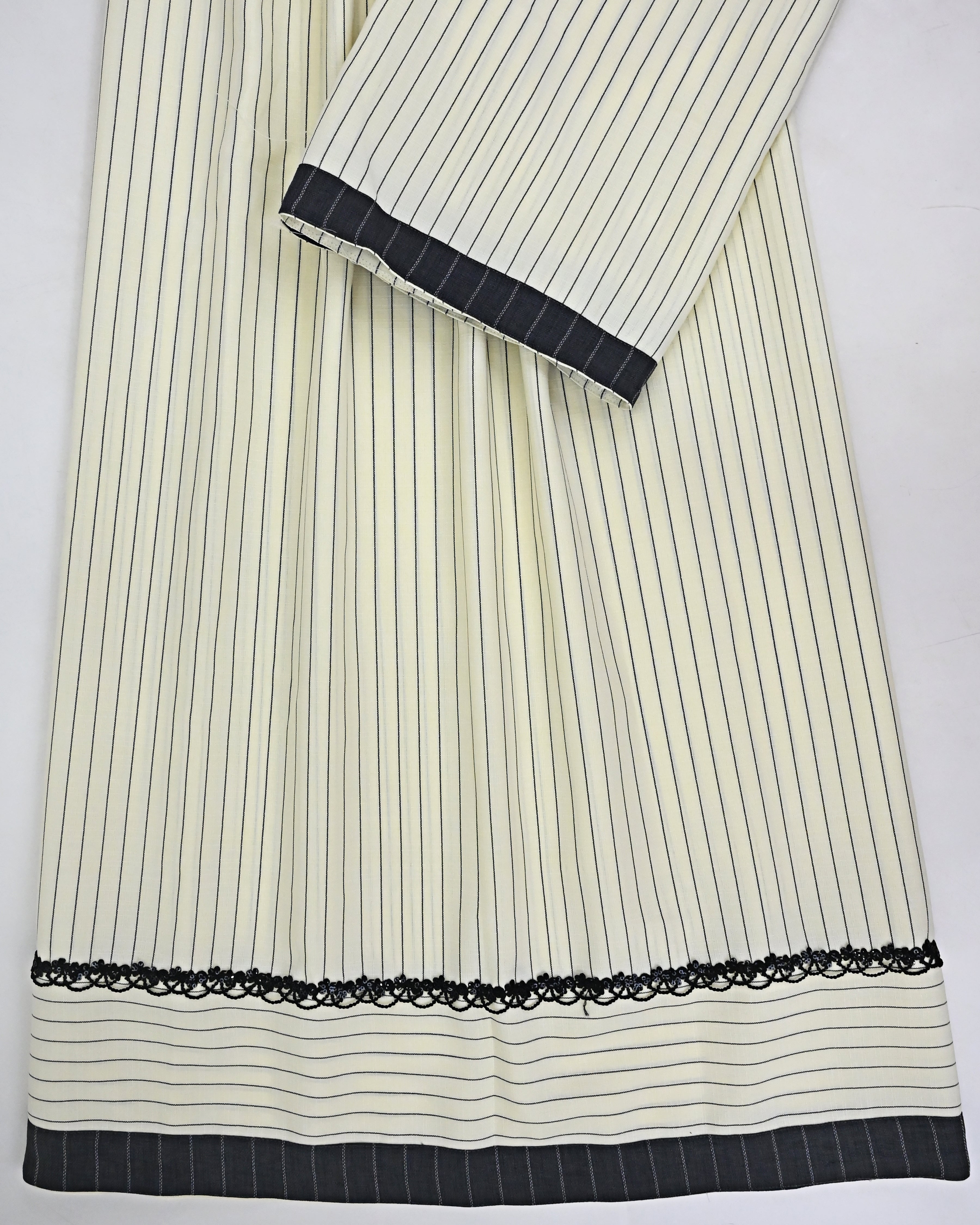 Lemon Yellow Black Stripes Rida With Smart Same Panel & Small Black Lace