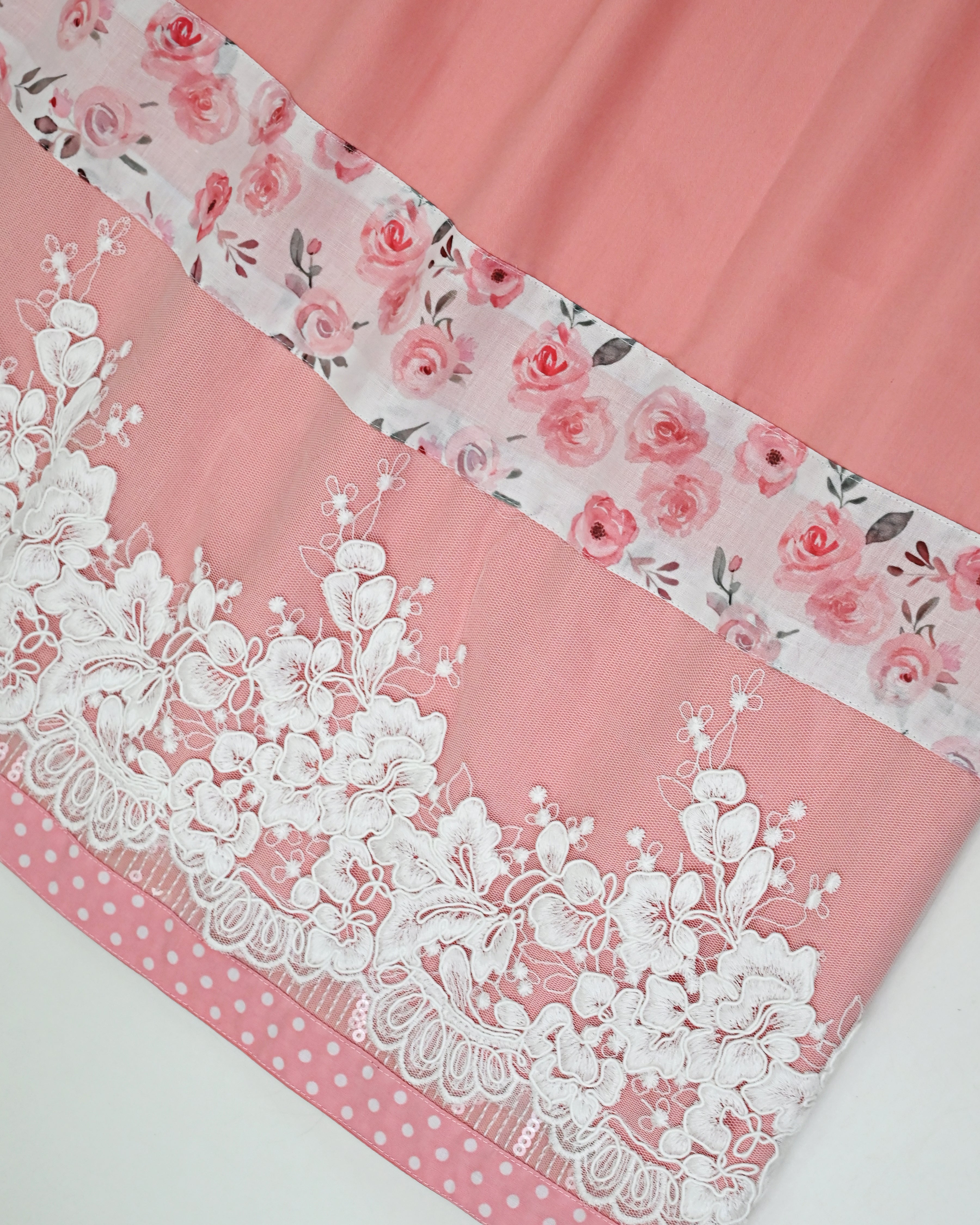 Coral Peach Rida With Smart Floral Panel & Smart Floral Shining Lace