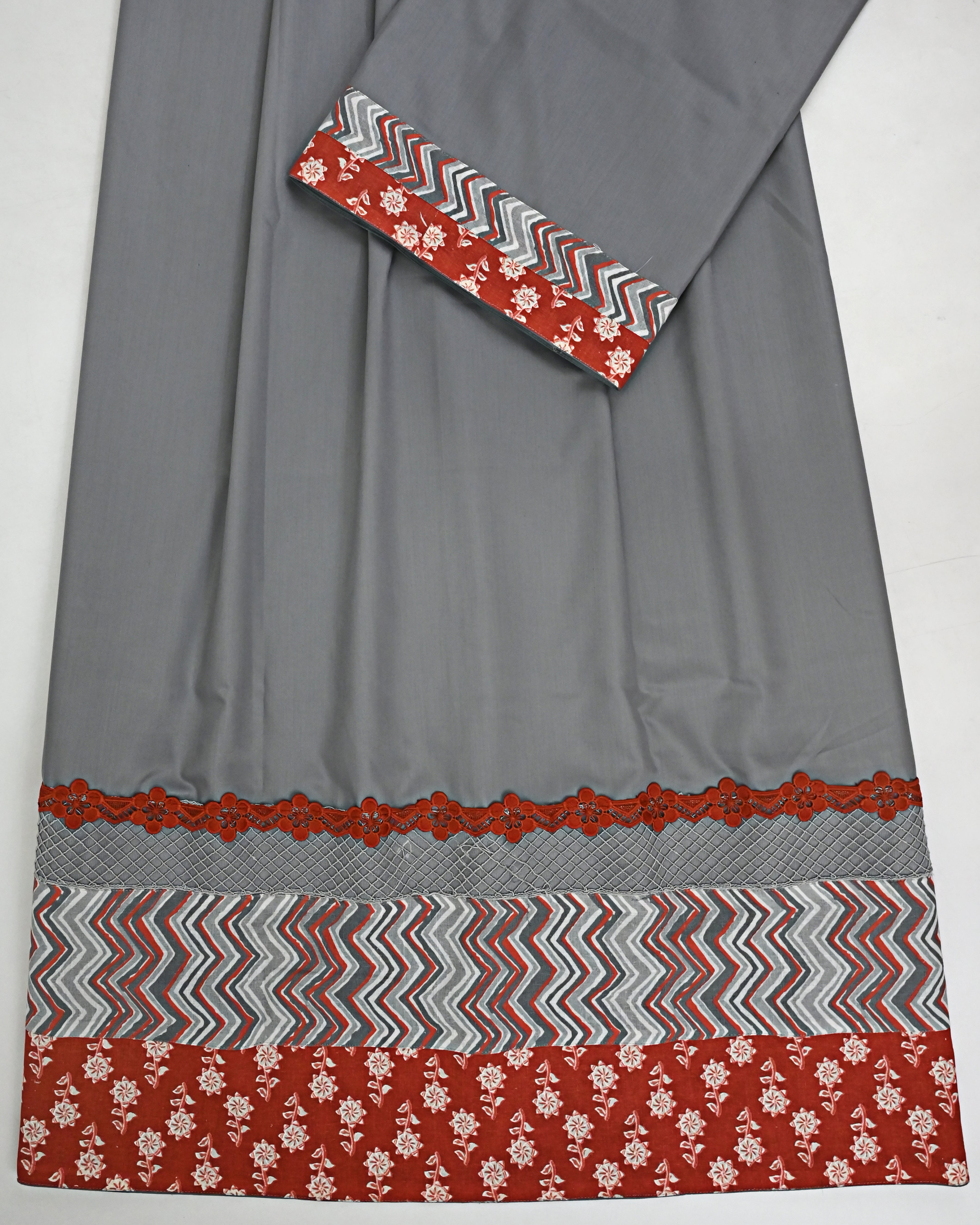 Smoked Grey Rida With Smart Lace & Smart Batik Print Panel