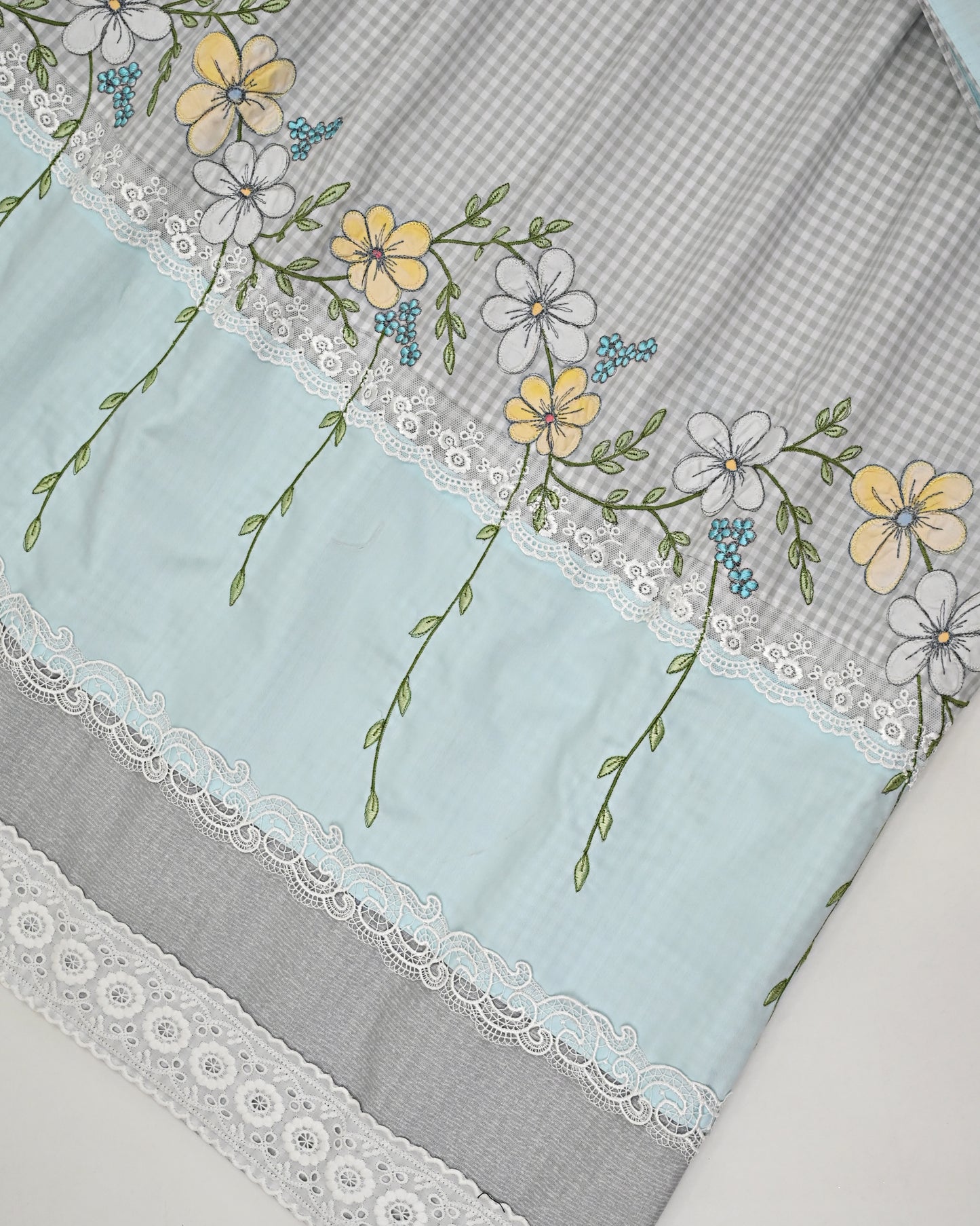 White Grey Checks Rida With Smart Lace & Floral Embroidery Work
