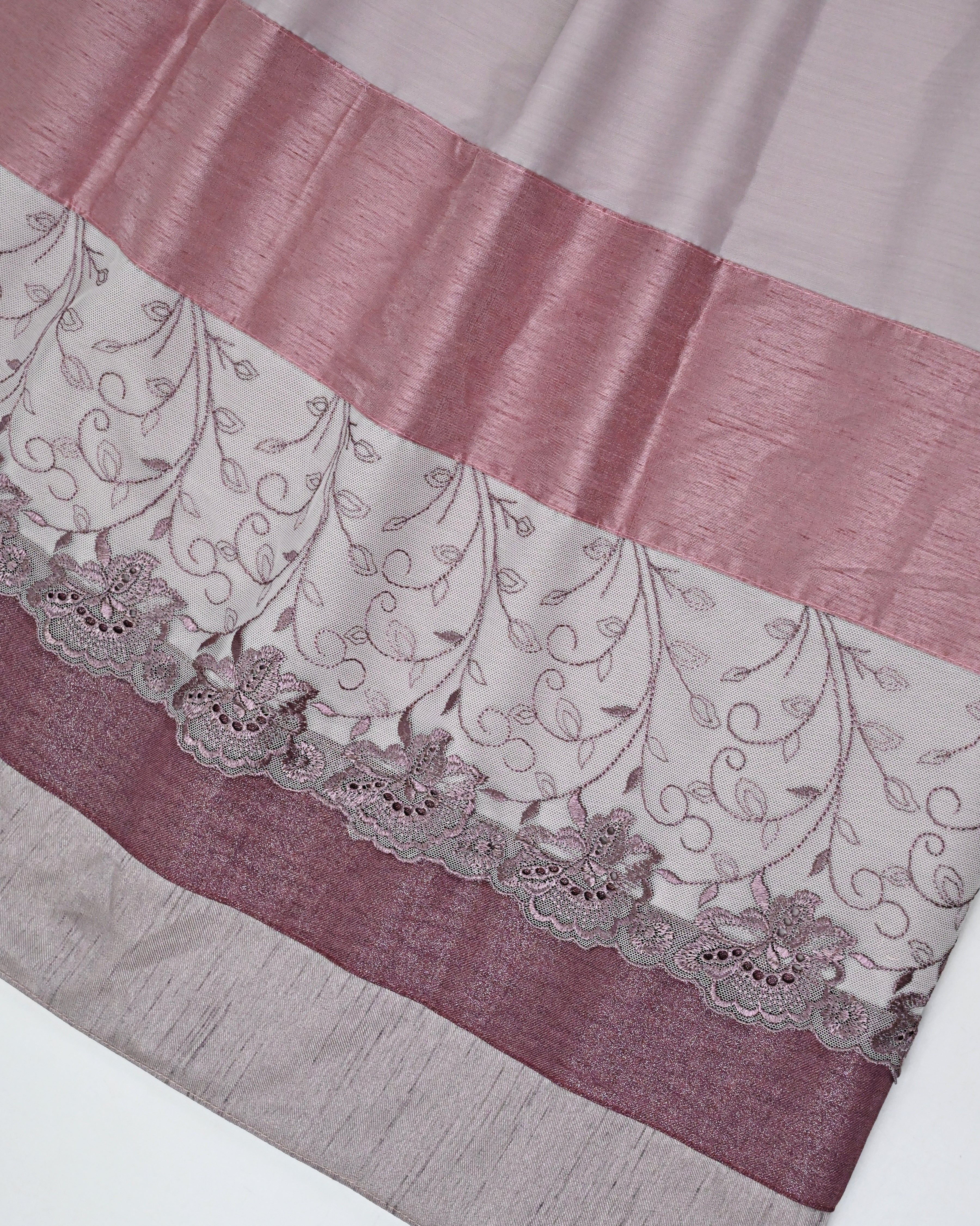 Light Mauve Rida With Smart Floral Lace & Smart Mauve Shade Panel